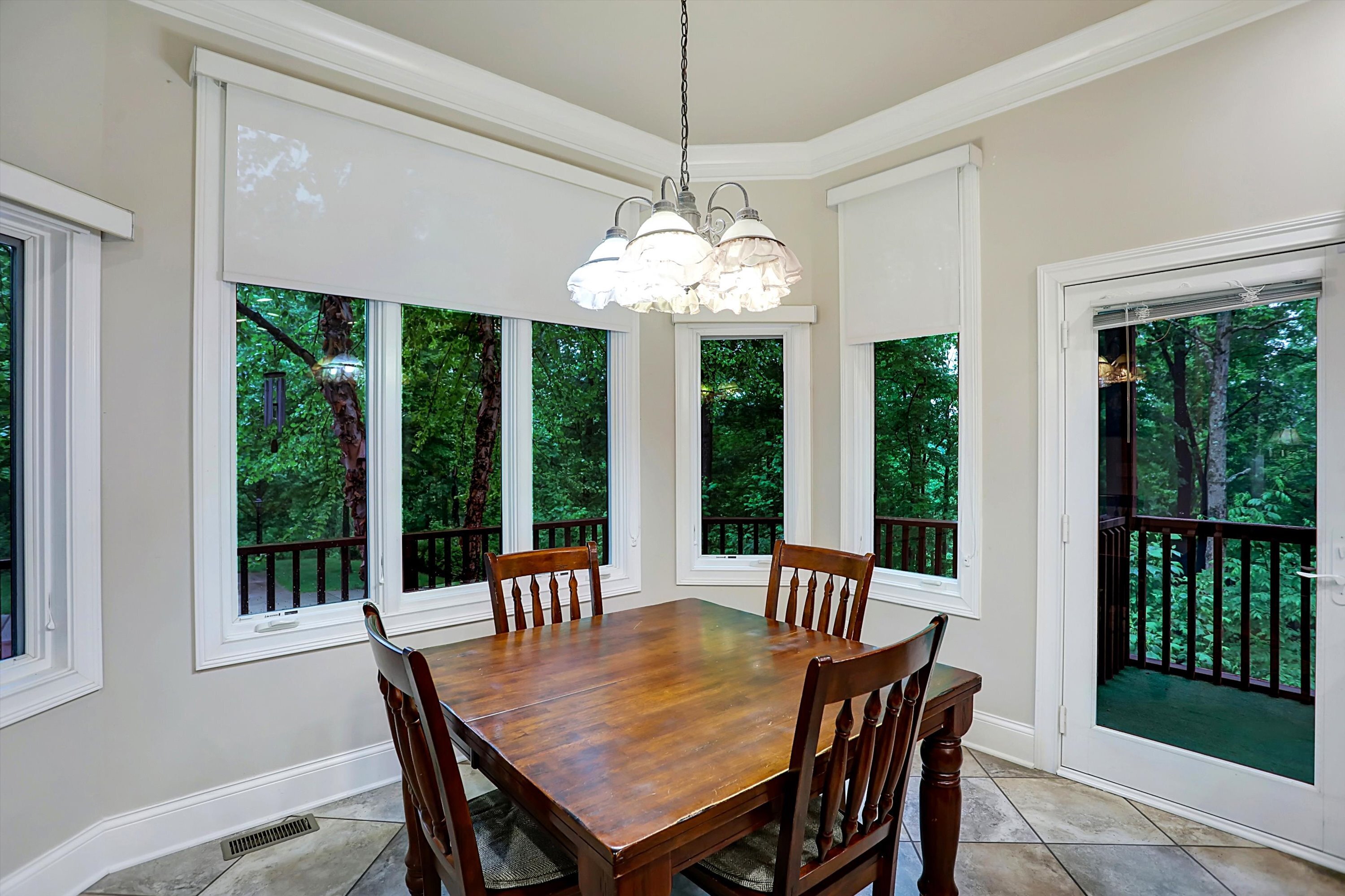 9410 Sandbury Road