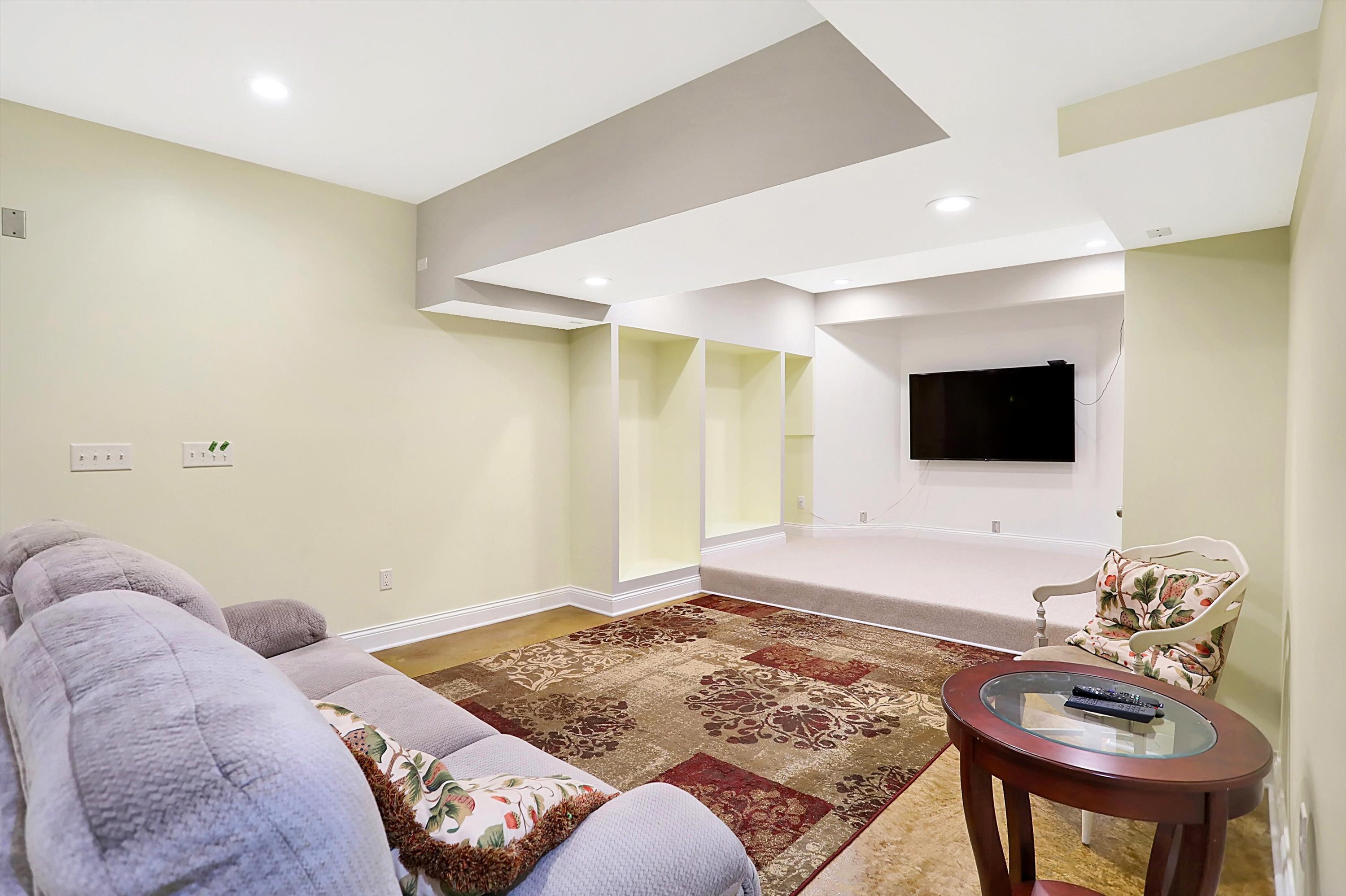 9410 Sandbury Road
