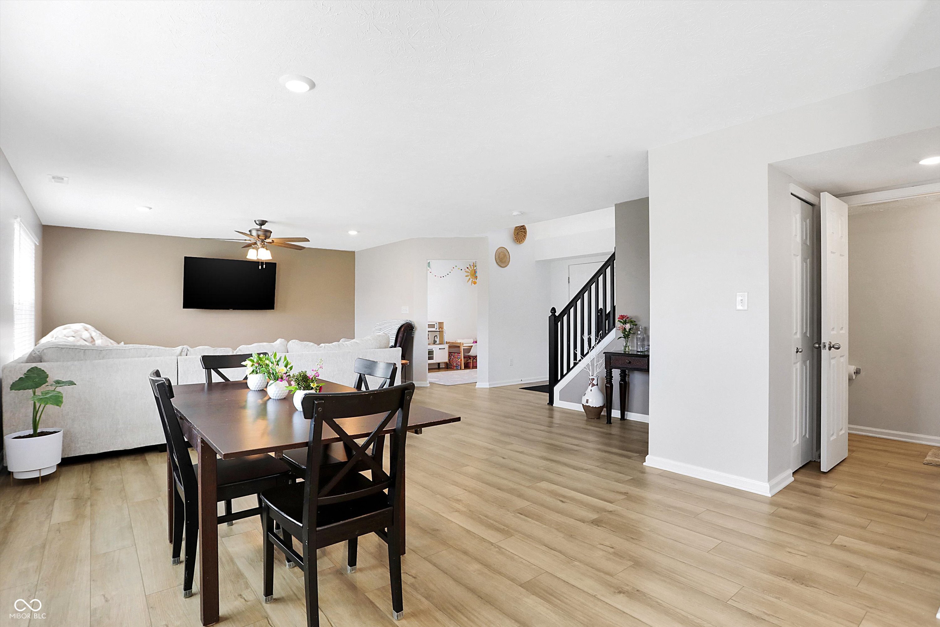 8290 Bearberry Lane