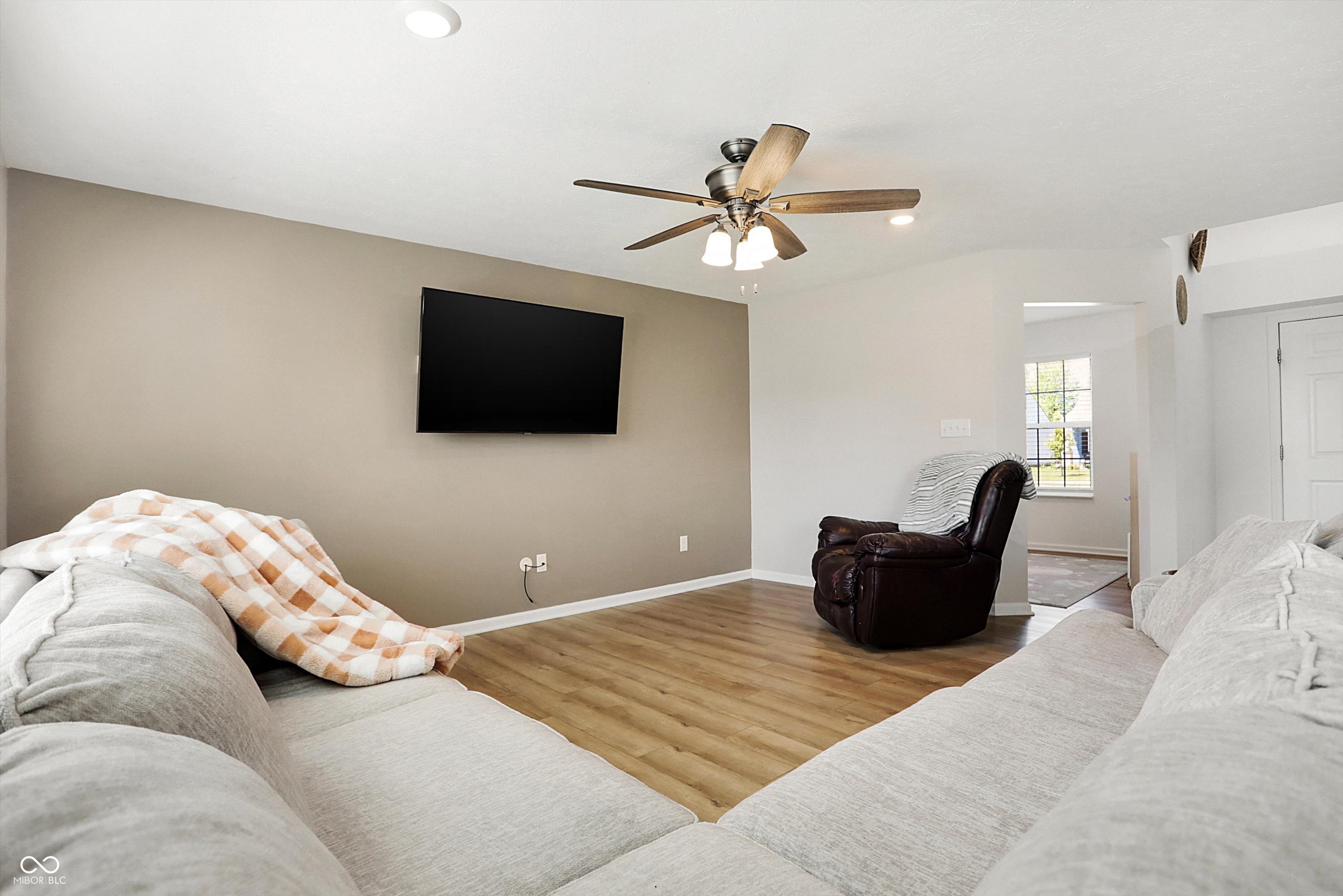 8290 Bearberry Lane
