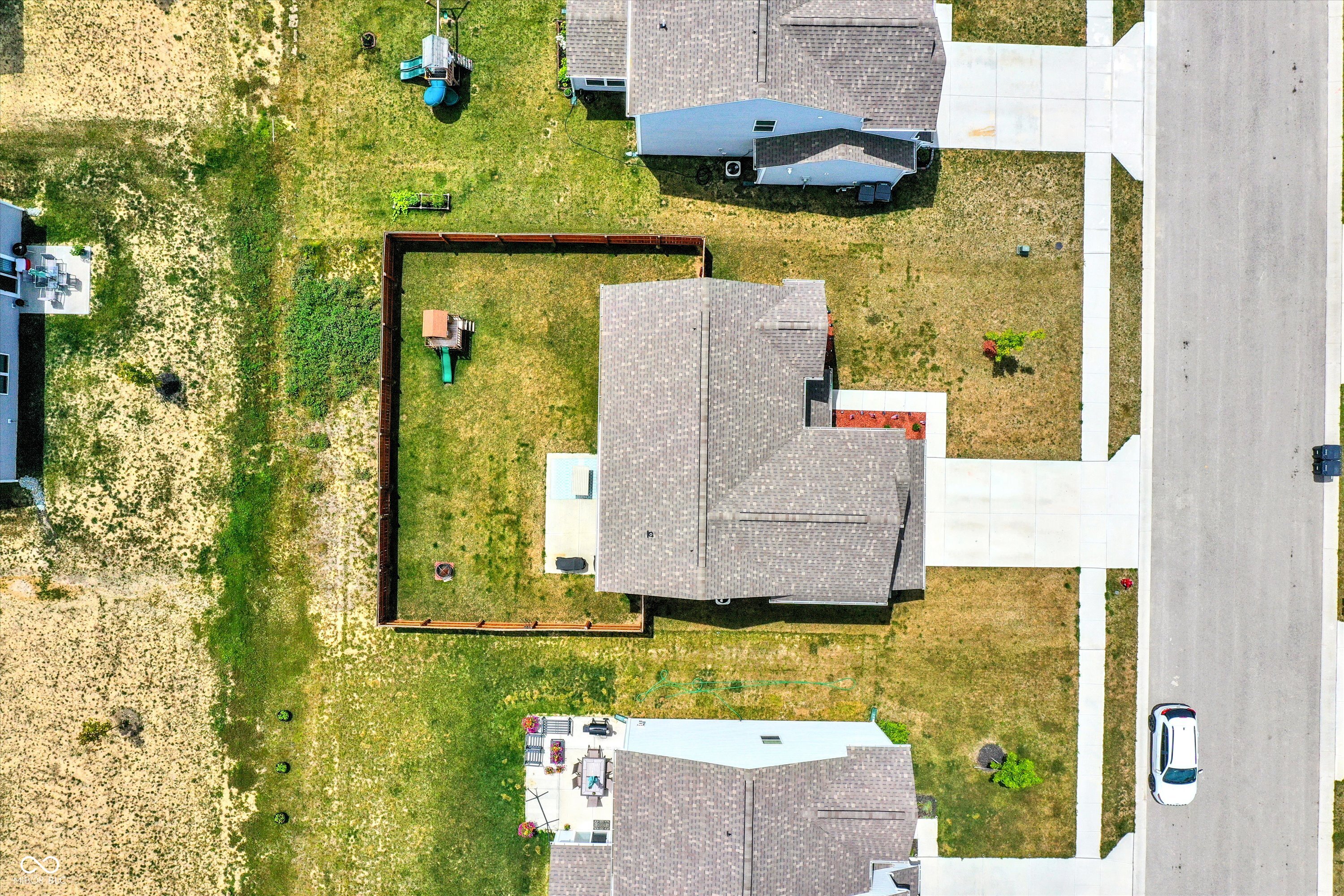 8290 Bearberry Lane