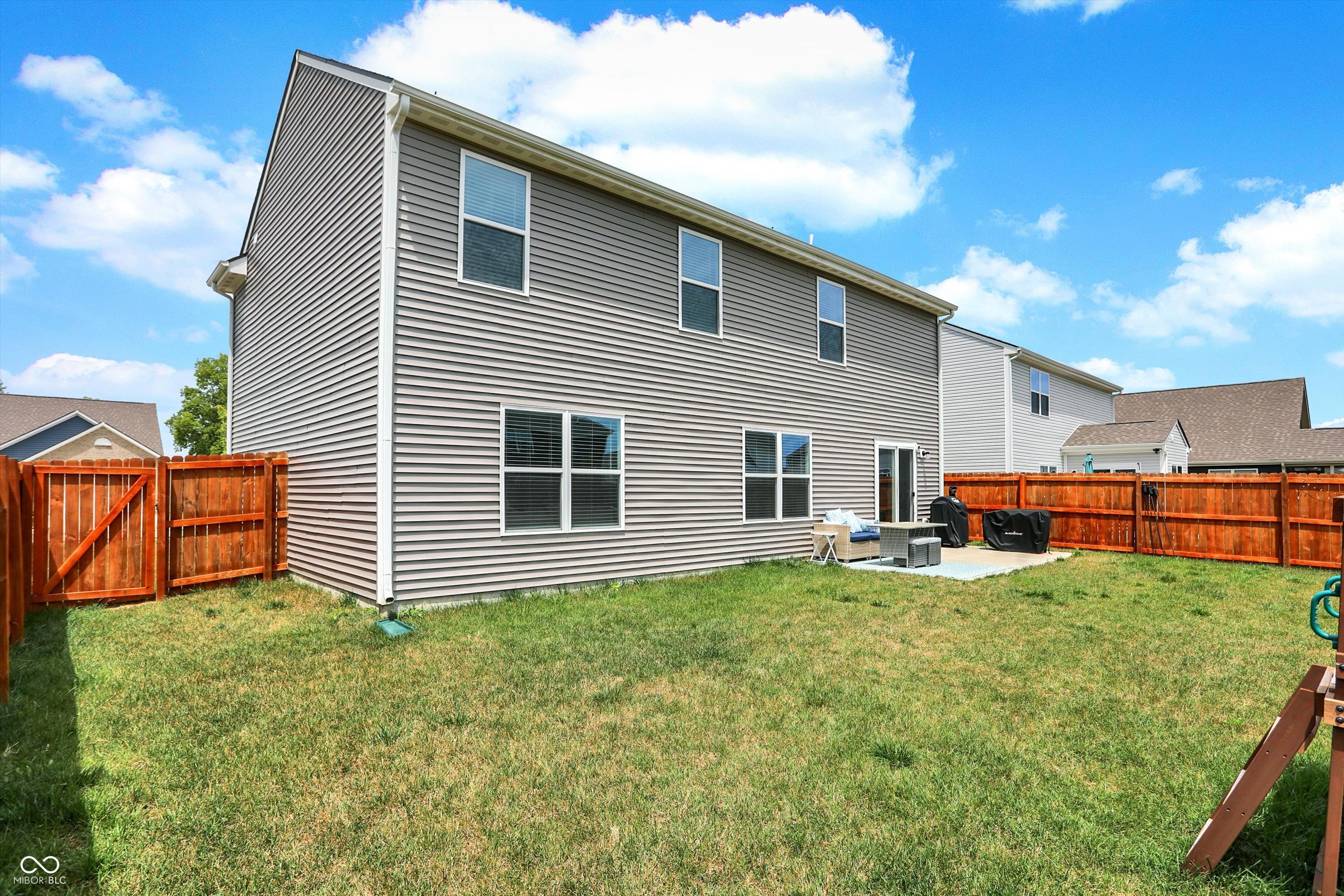 8290 Bearberry Lane