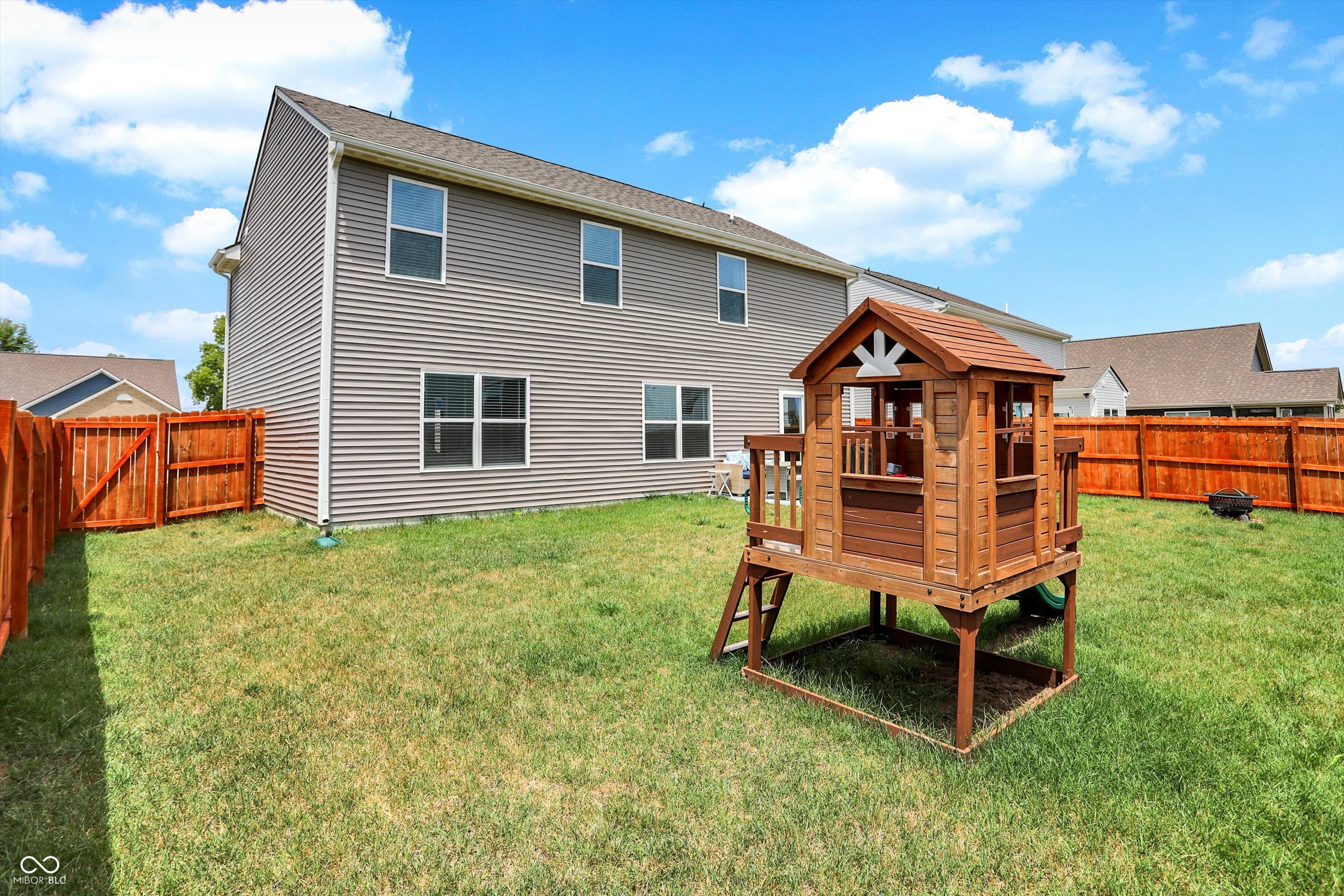 8290 Bearberry Lane