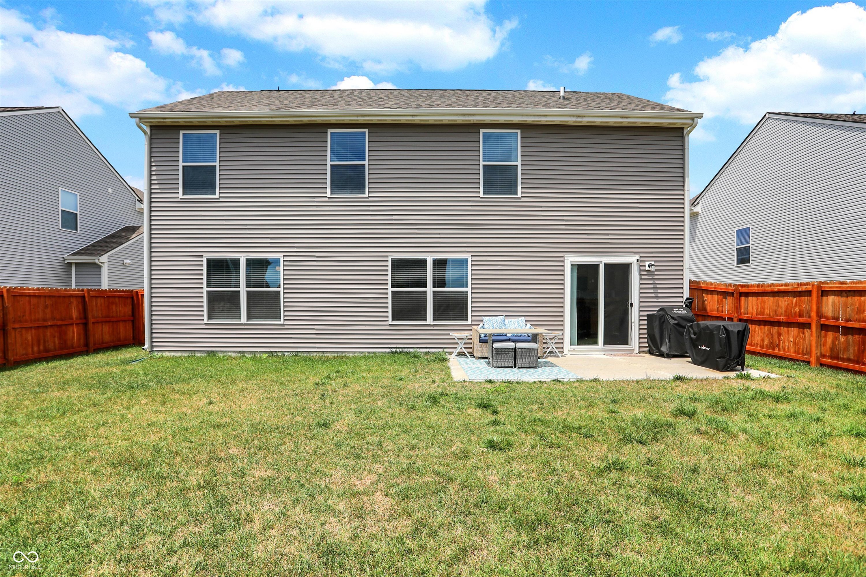 8290 Bearberry Lane