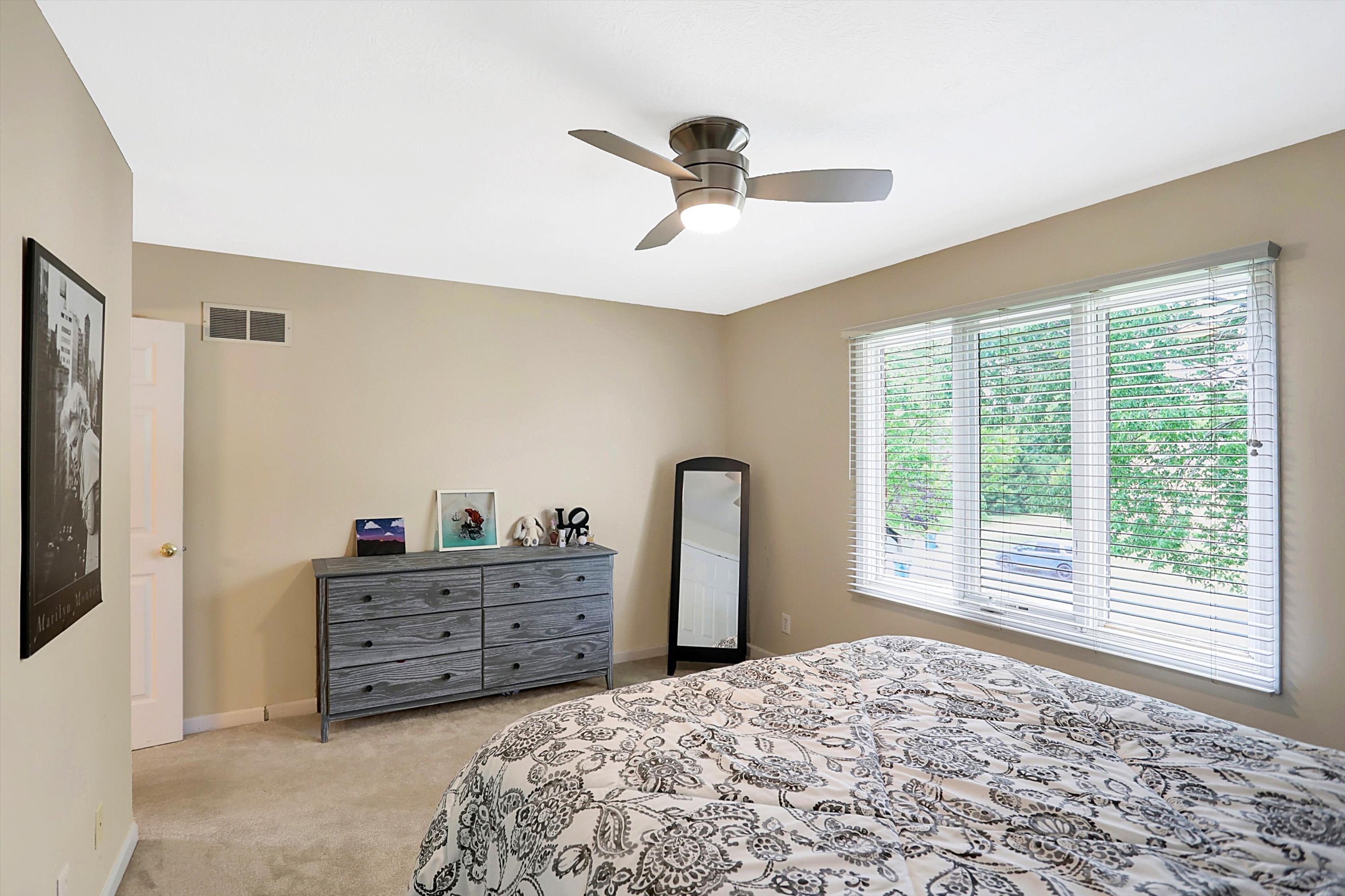 14221 Avian Way