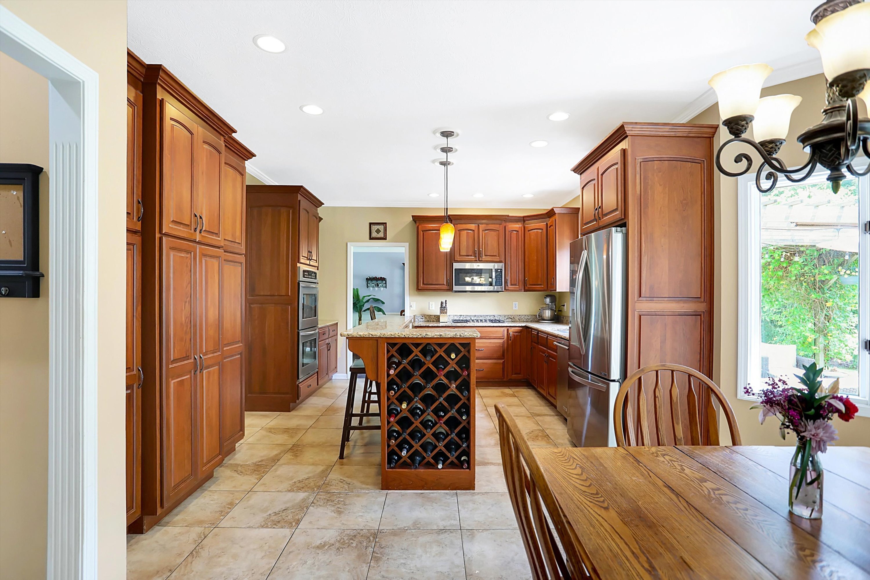 14221 Avian Way