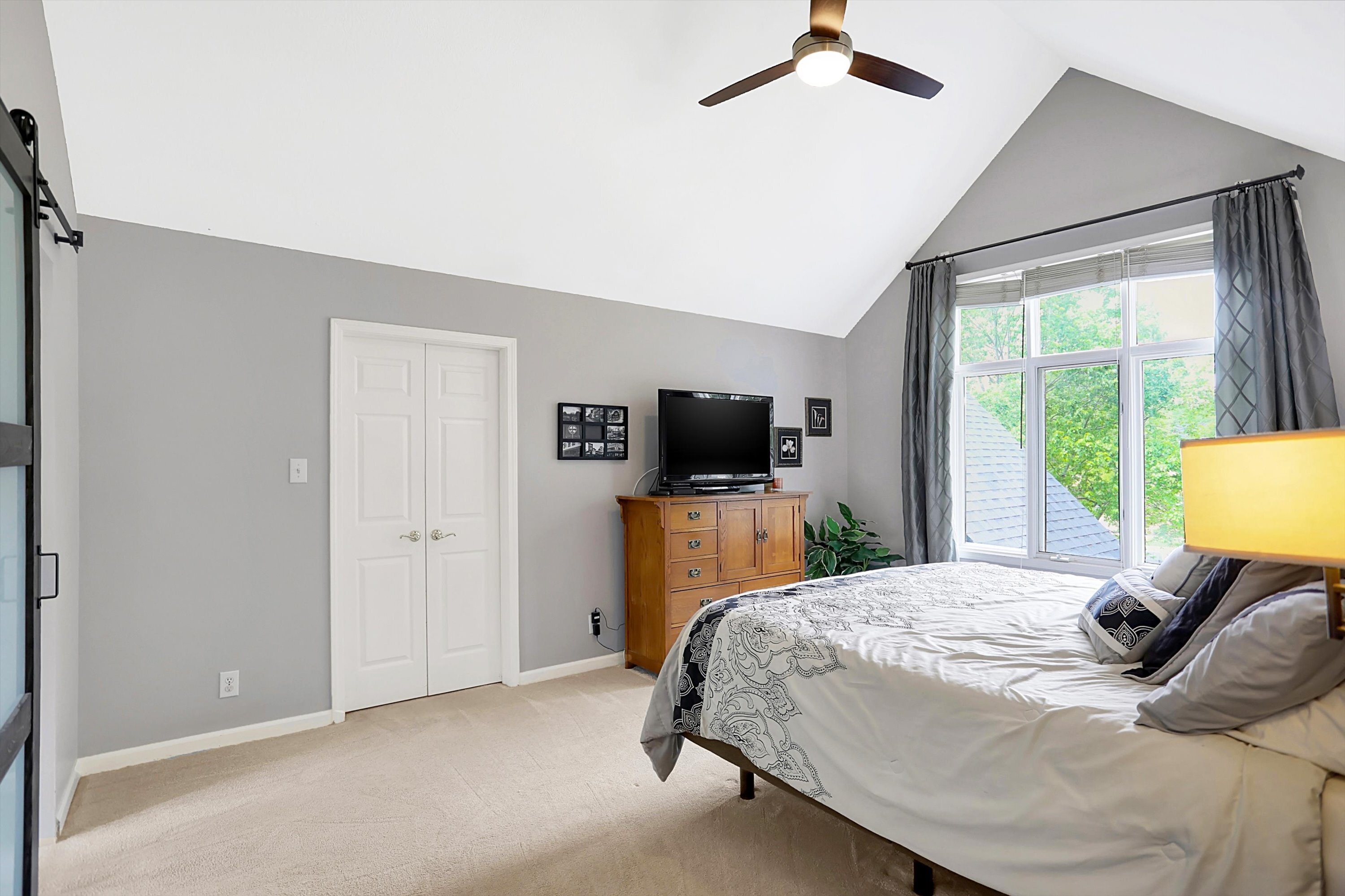 14221 Avian Way