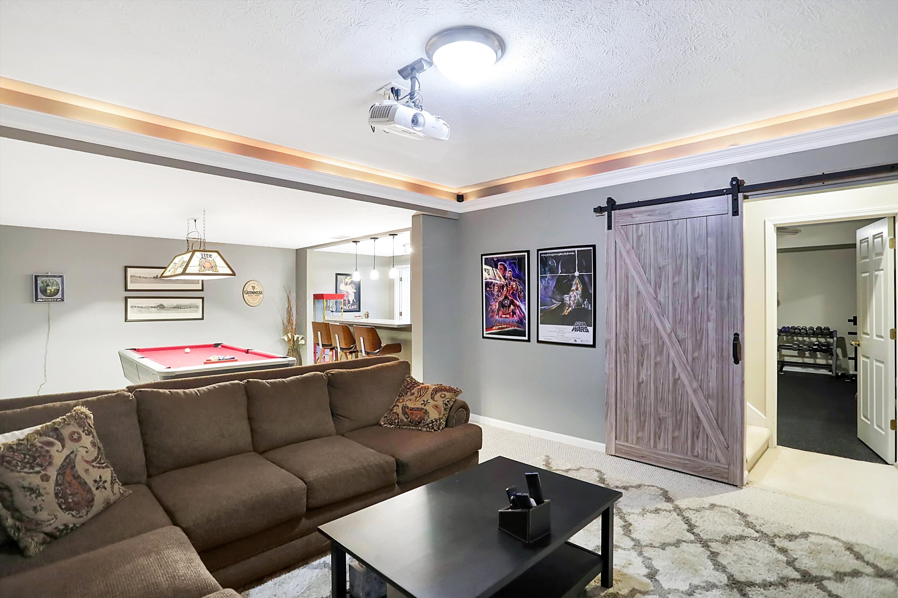 14221 Avian Way