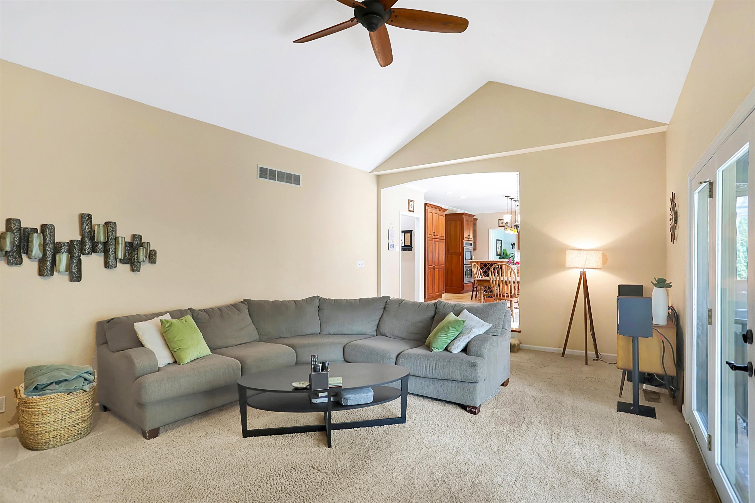14221 Avian Way