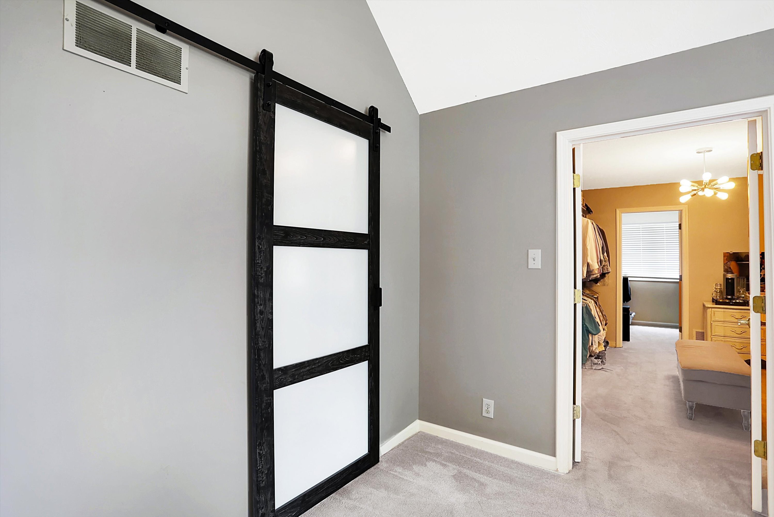 14221 Avian Way