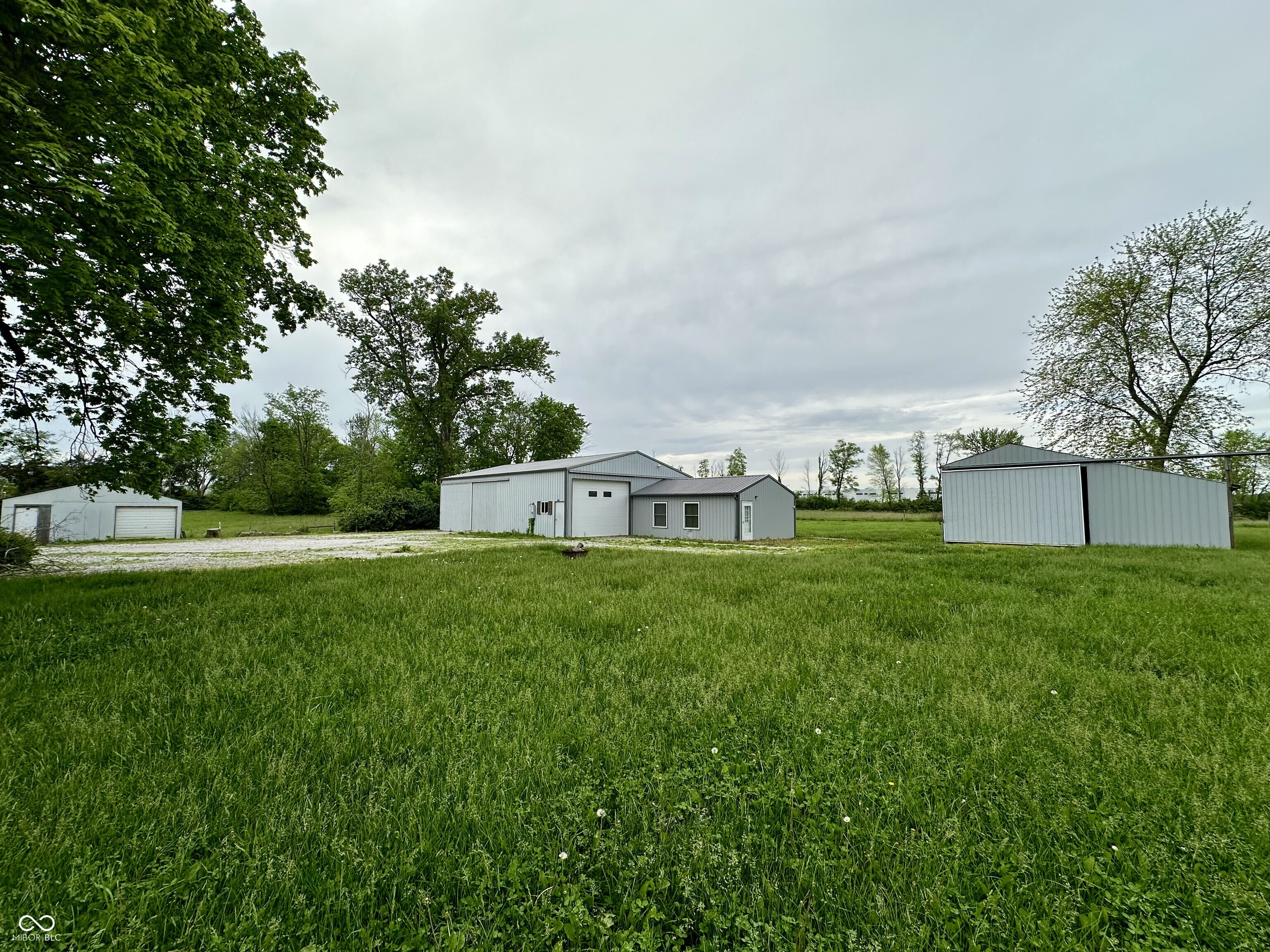 2908 E County Road 1000 S