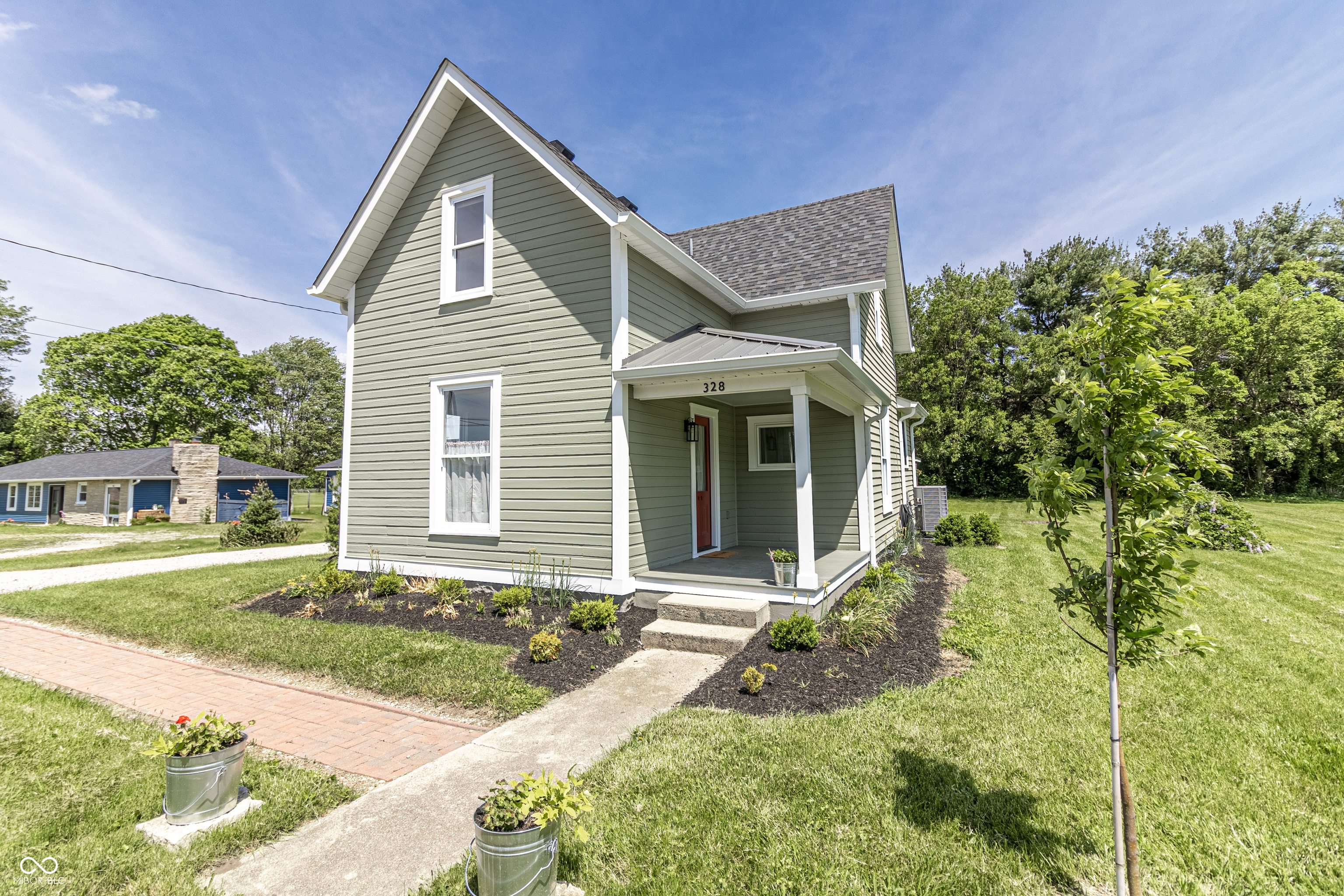 328 W Jefferson Street