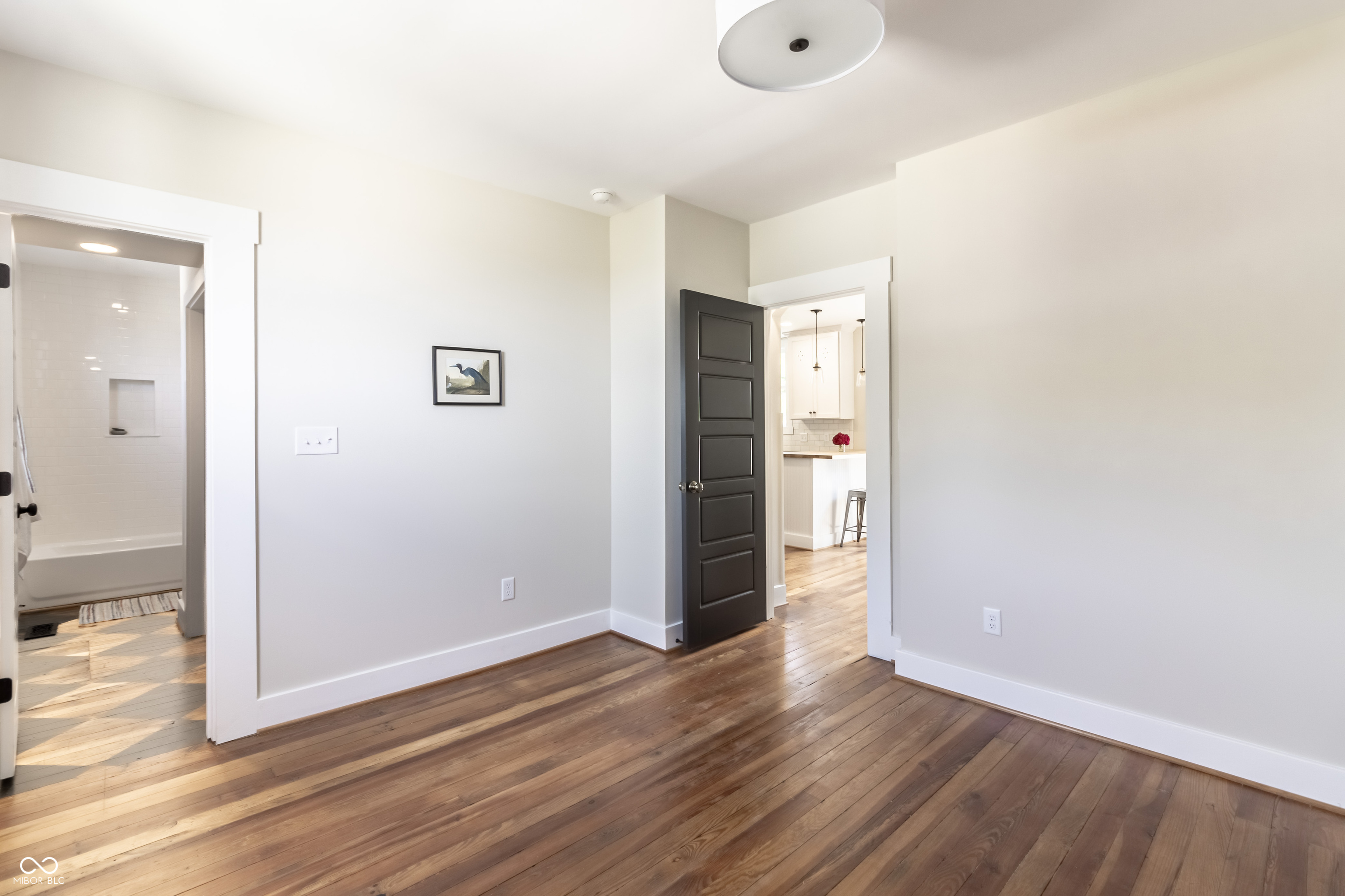328 W Jefferson Street