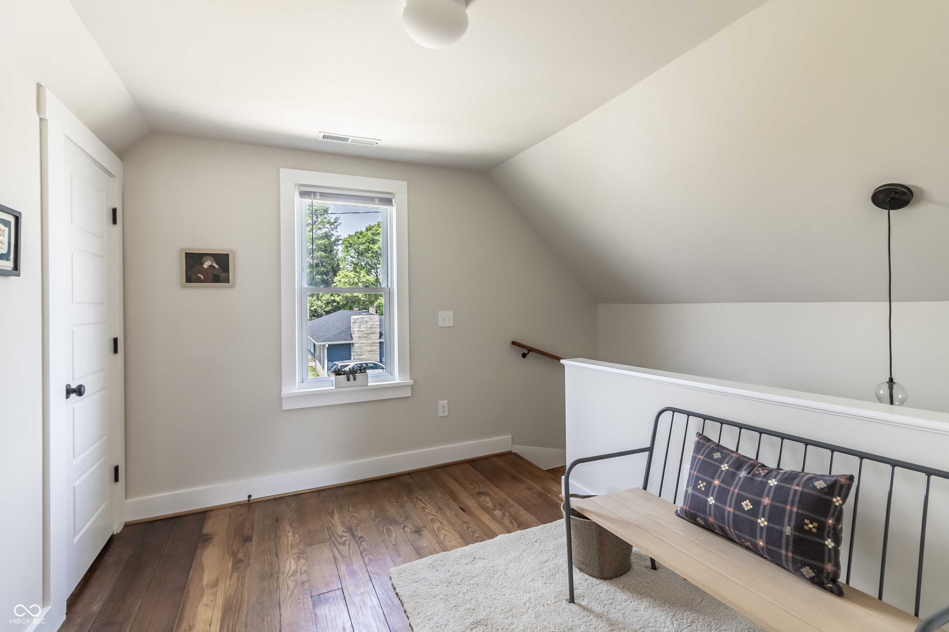 328 W Jefferson Street