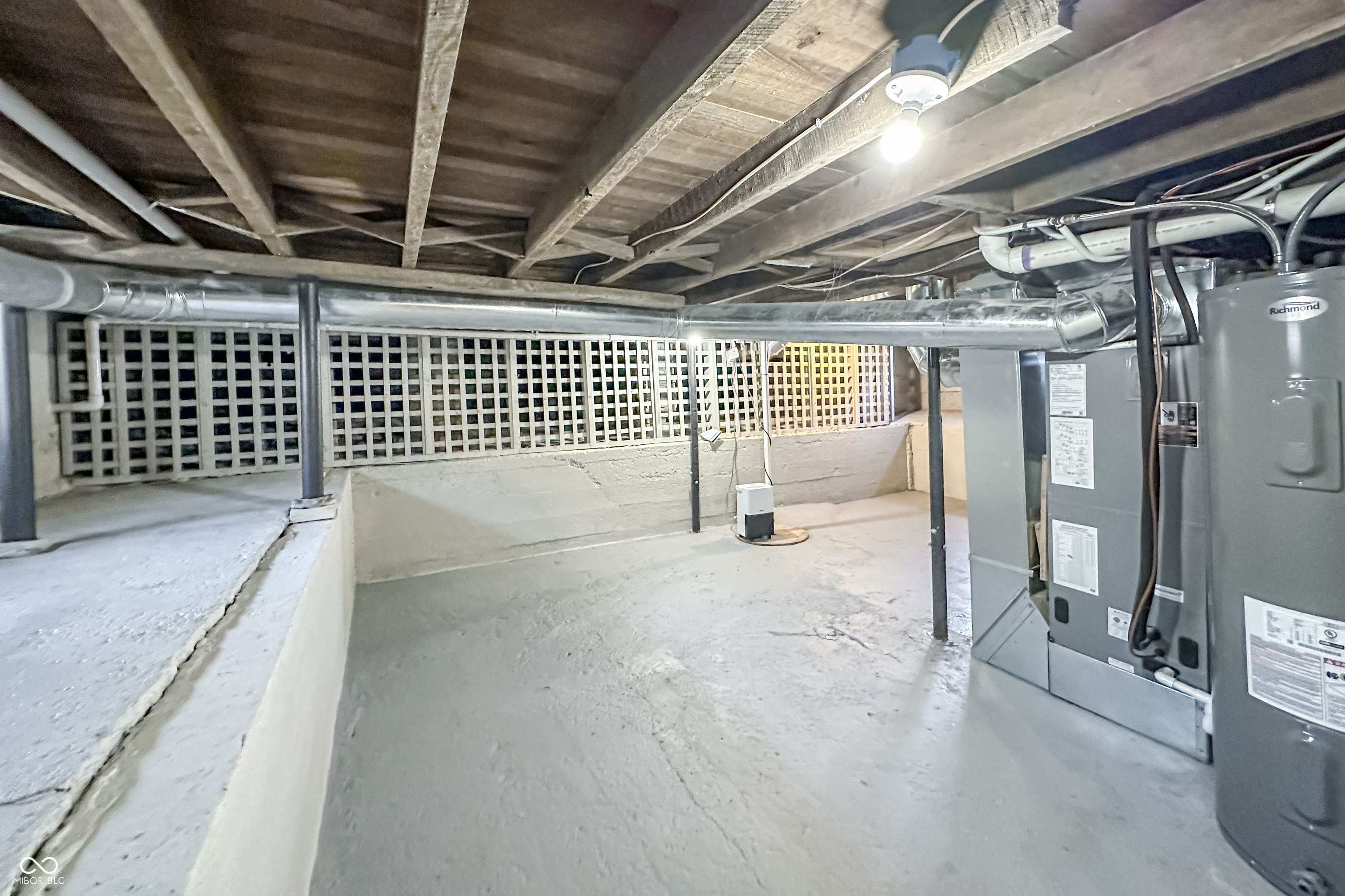 328 W Jefferson Street