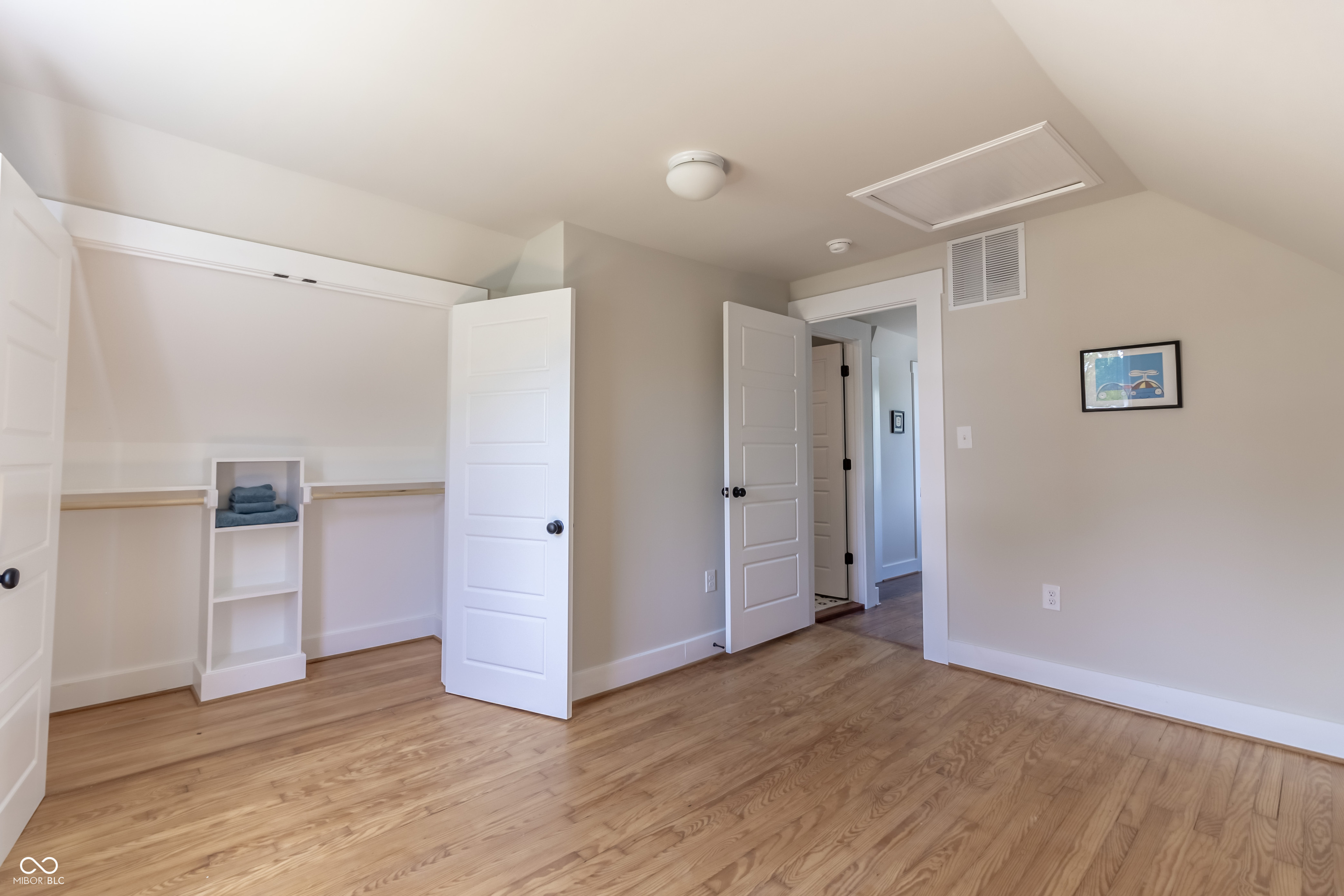 328 W Jefferson Street