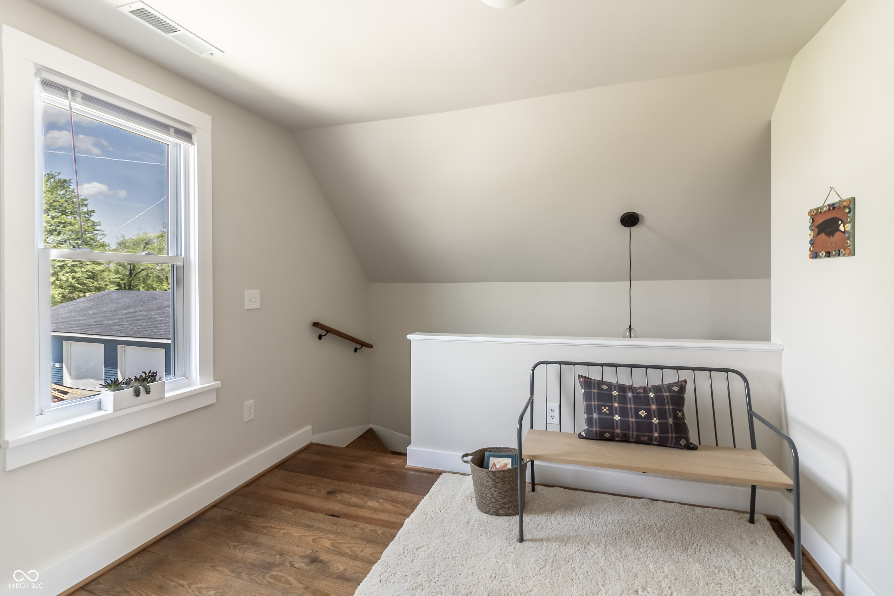 328 W Jefferson Street