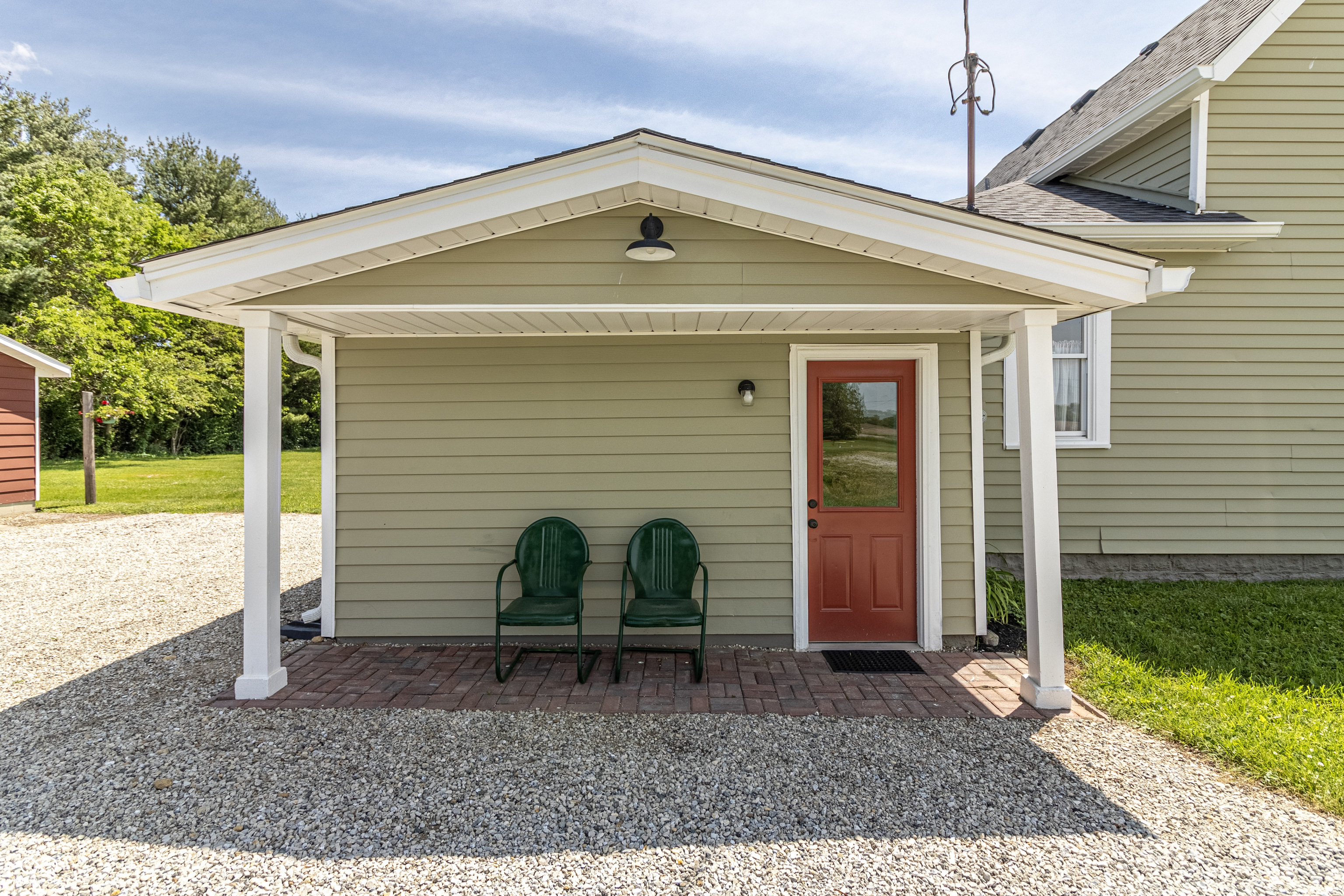 328 W Jefferson Street
