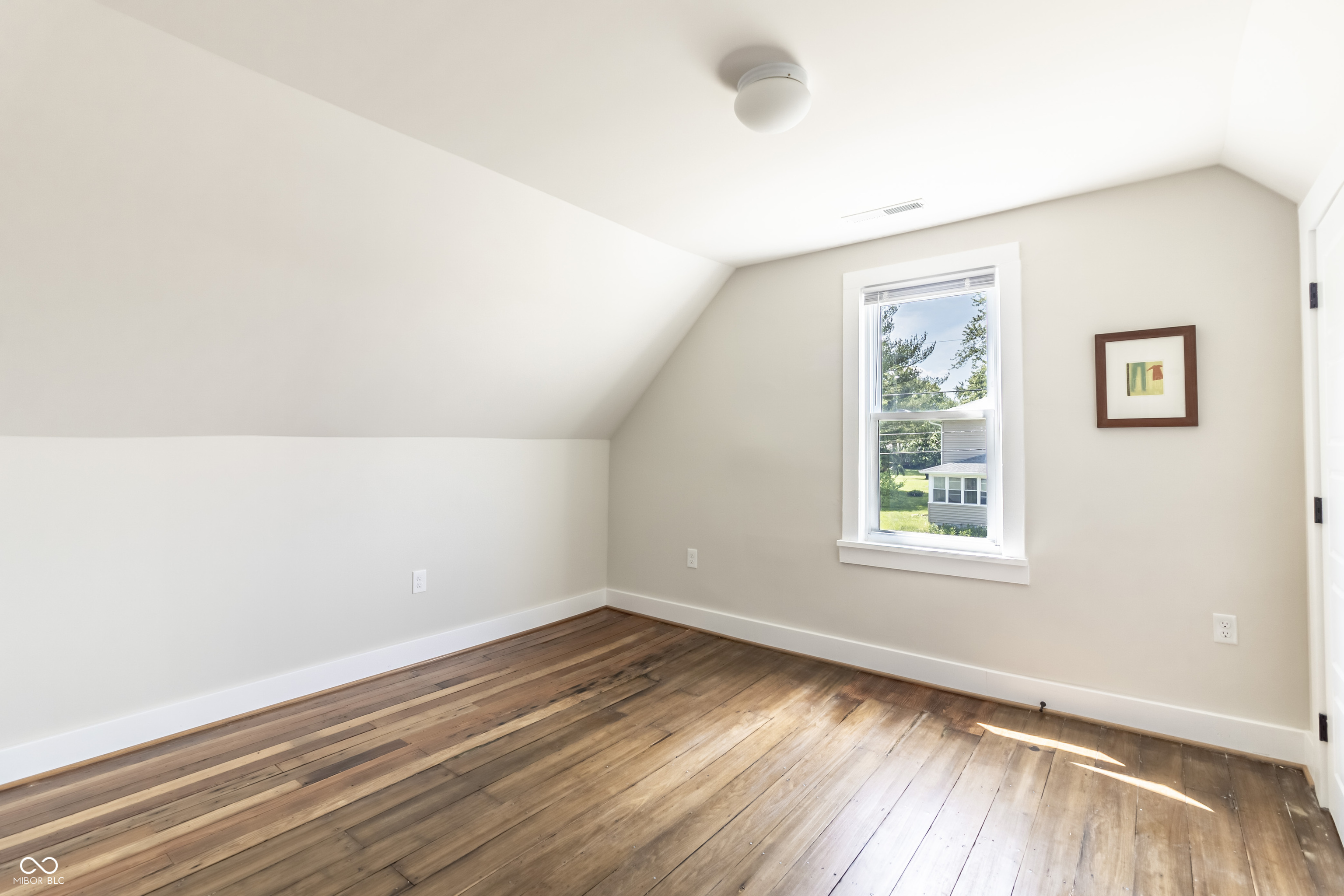 328 W Jefferson Street