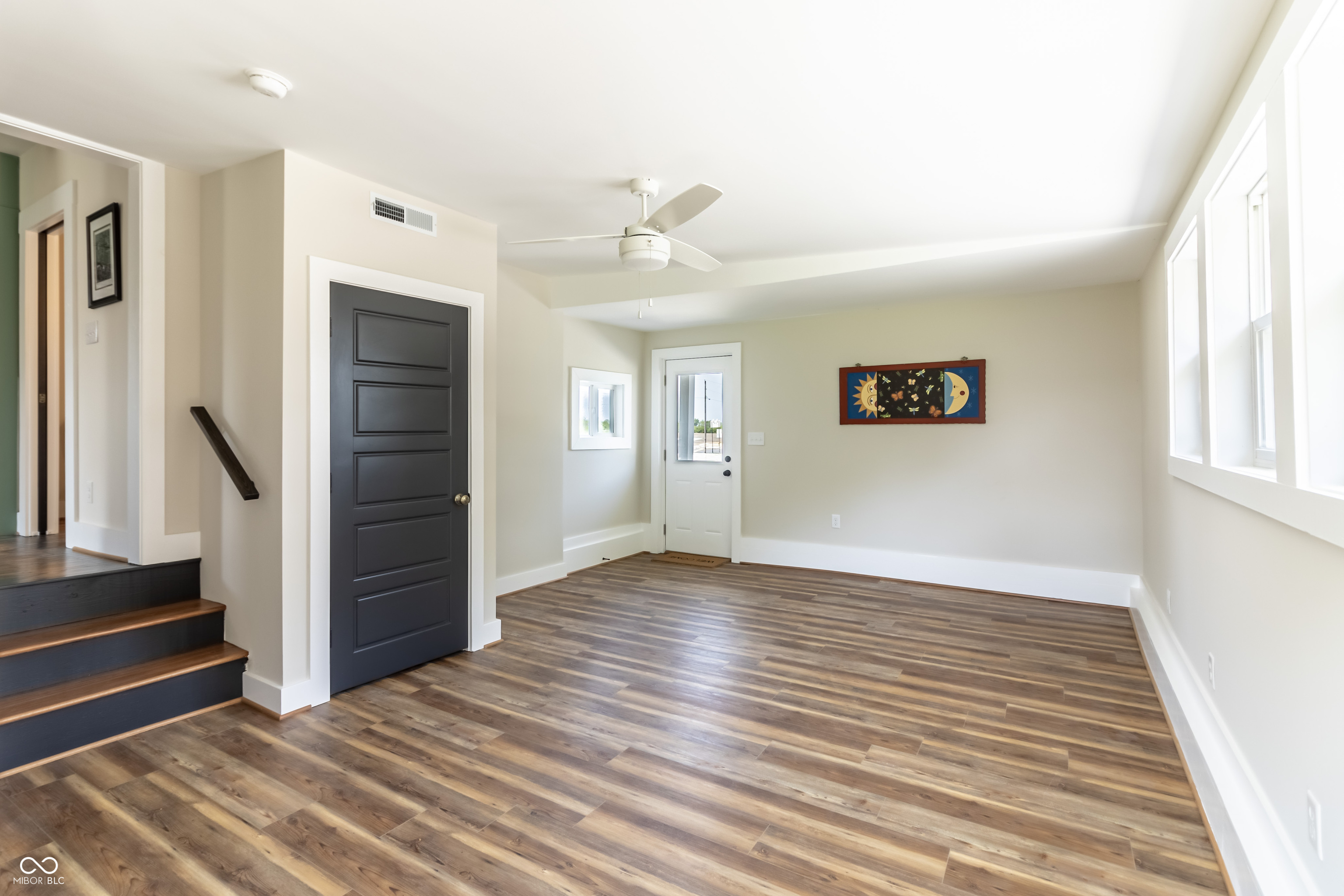 328 W Jefferson Street