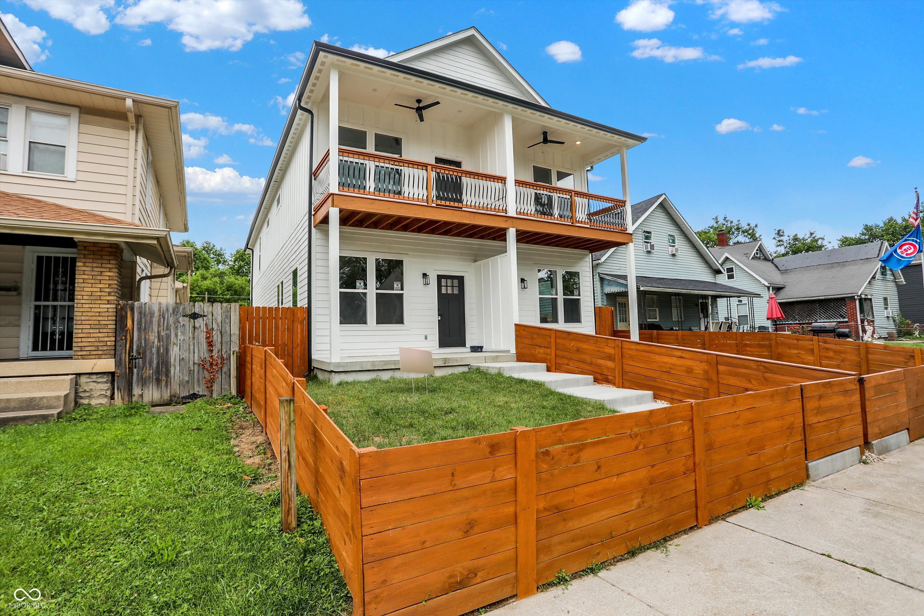 1554 Ringgold Avenue