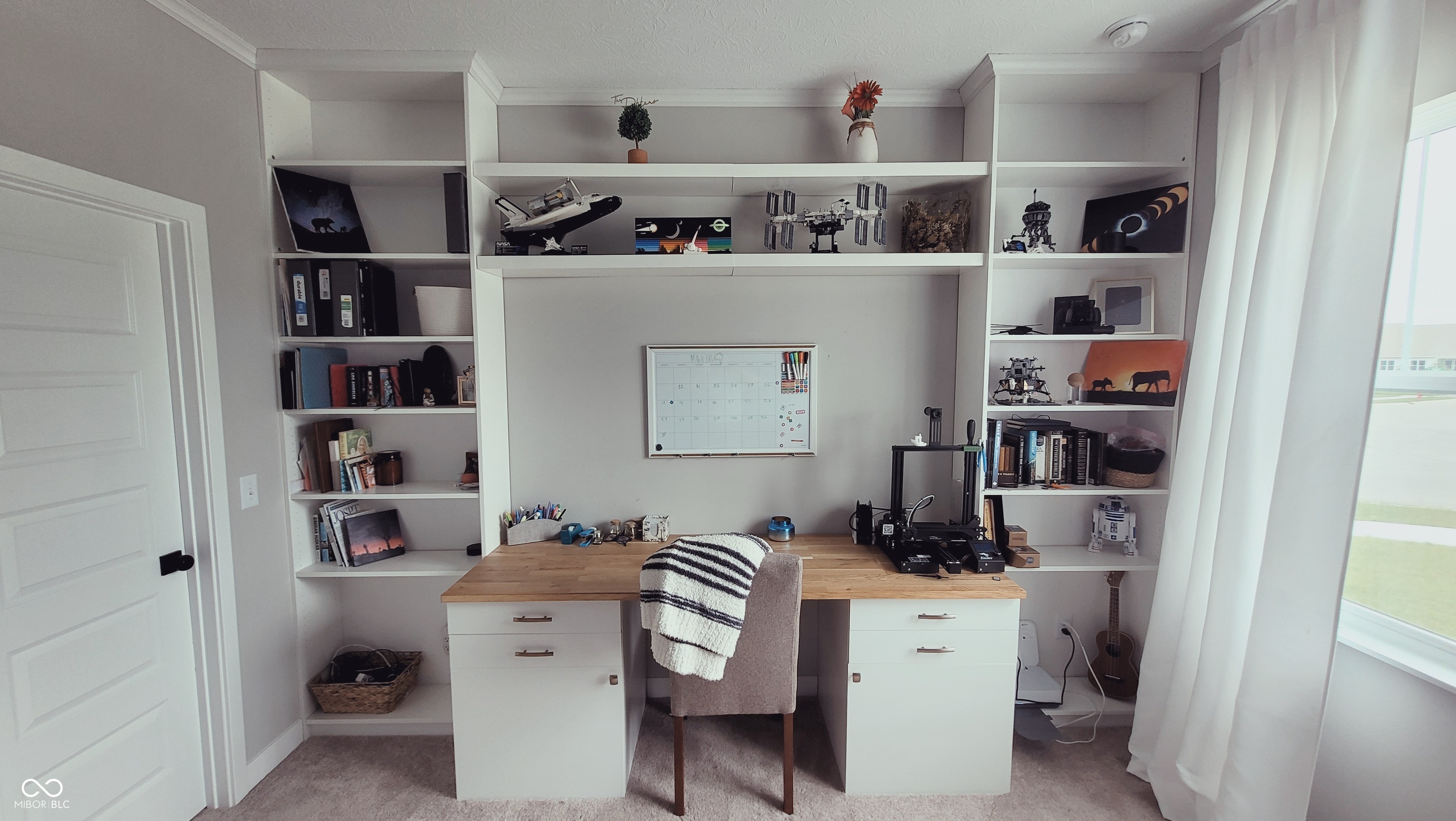 10 Lively Place
