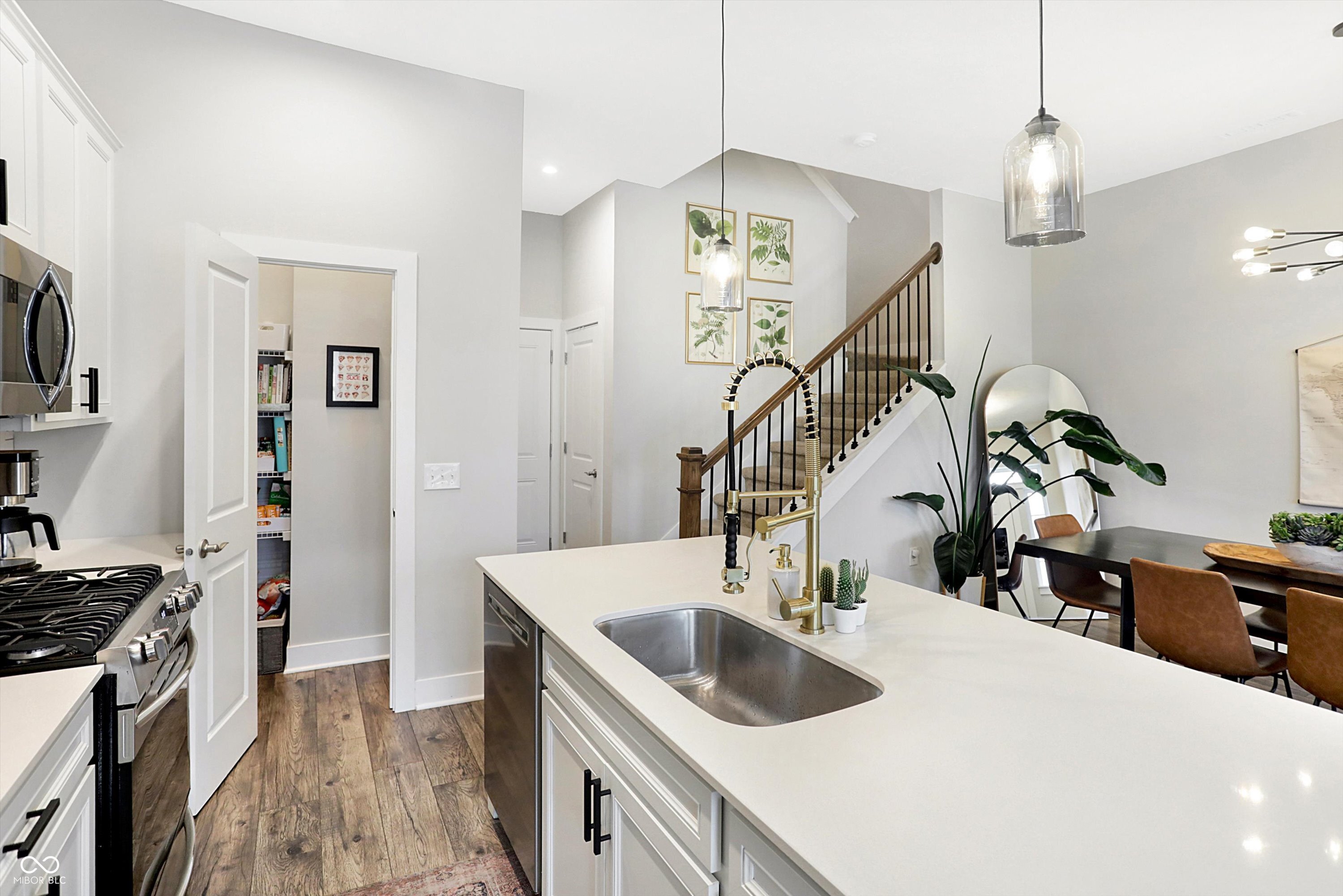 624 Lagerfield Drive