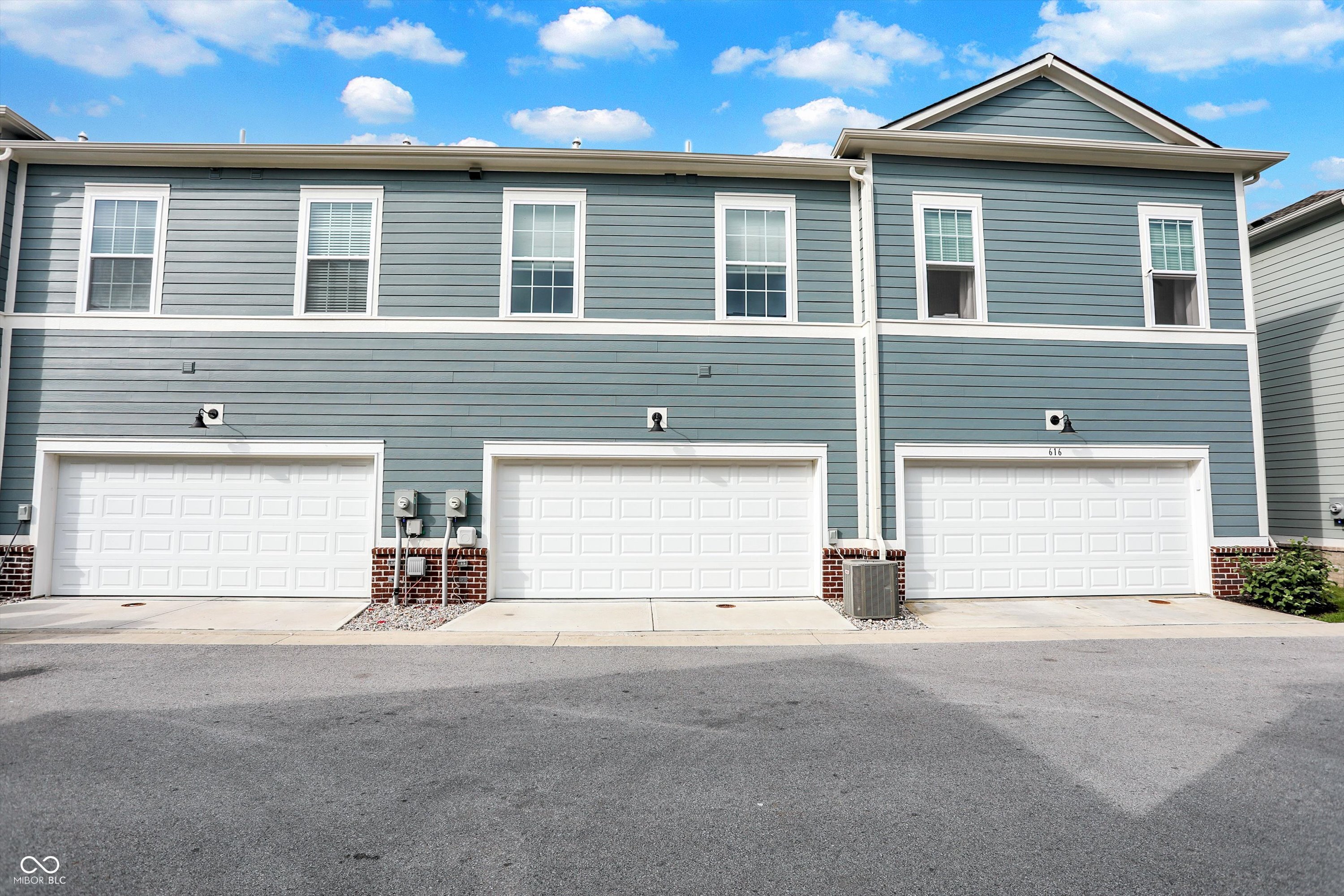 624 Lagerfield Drive