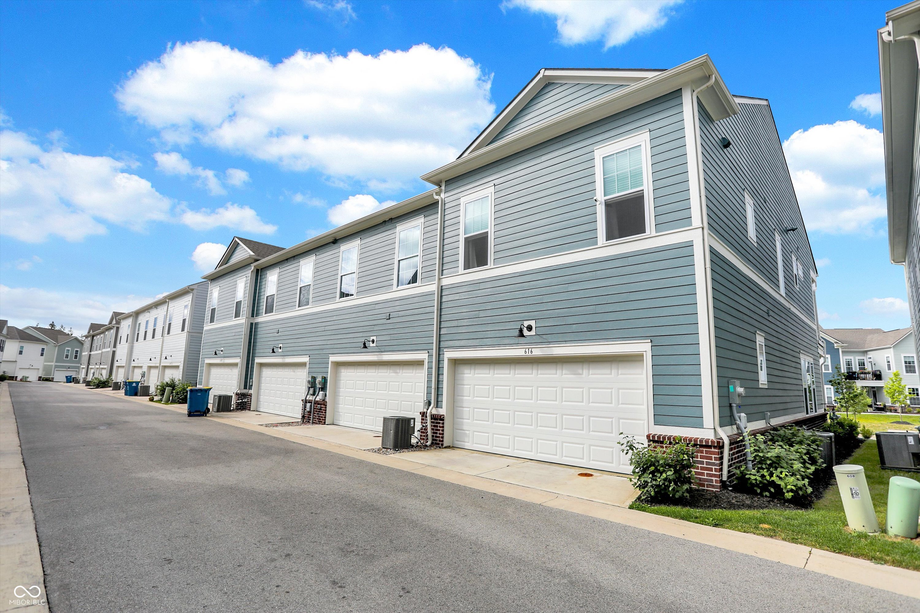 624 Lagerfield Drive