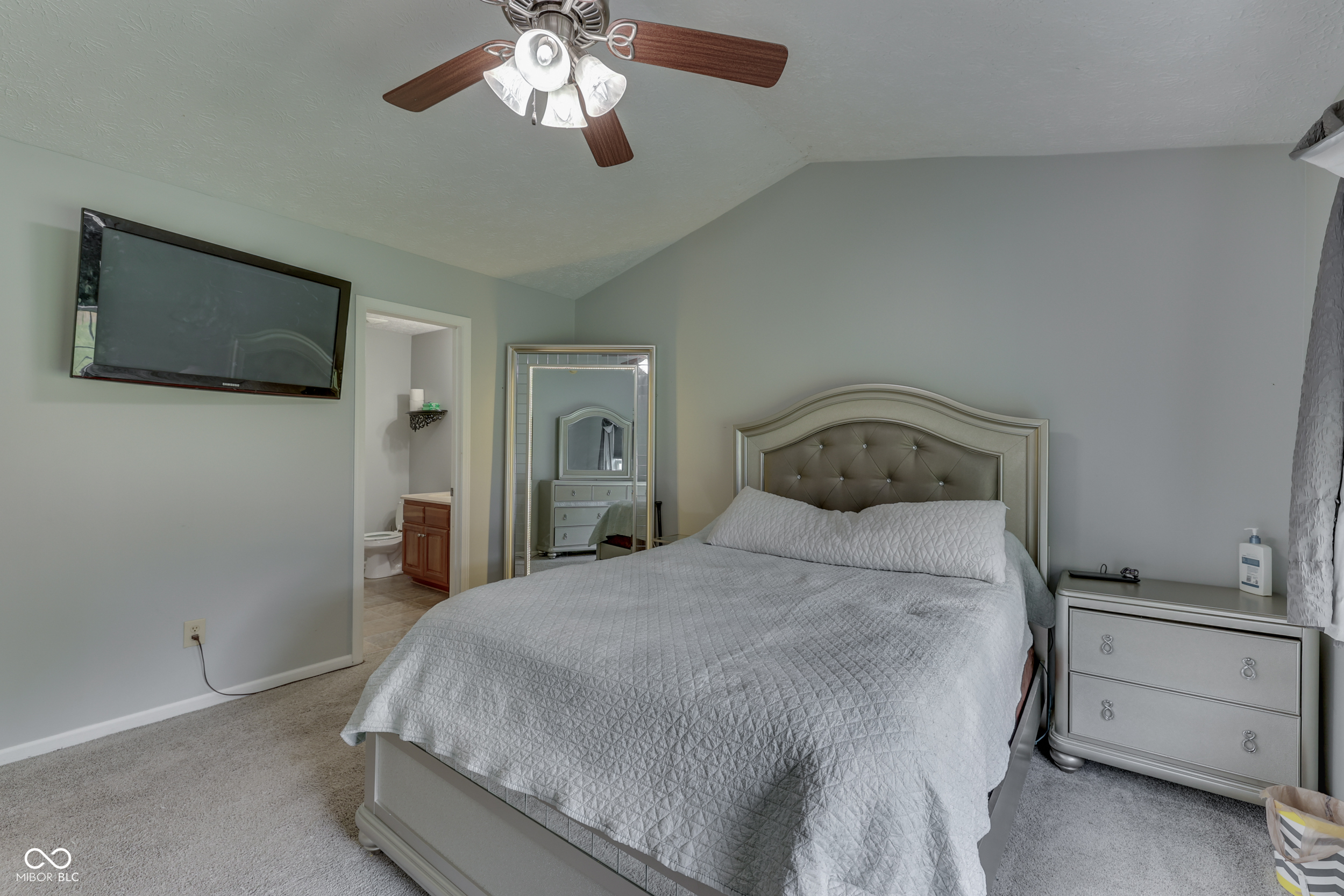 4031 Fairoaks Court