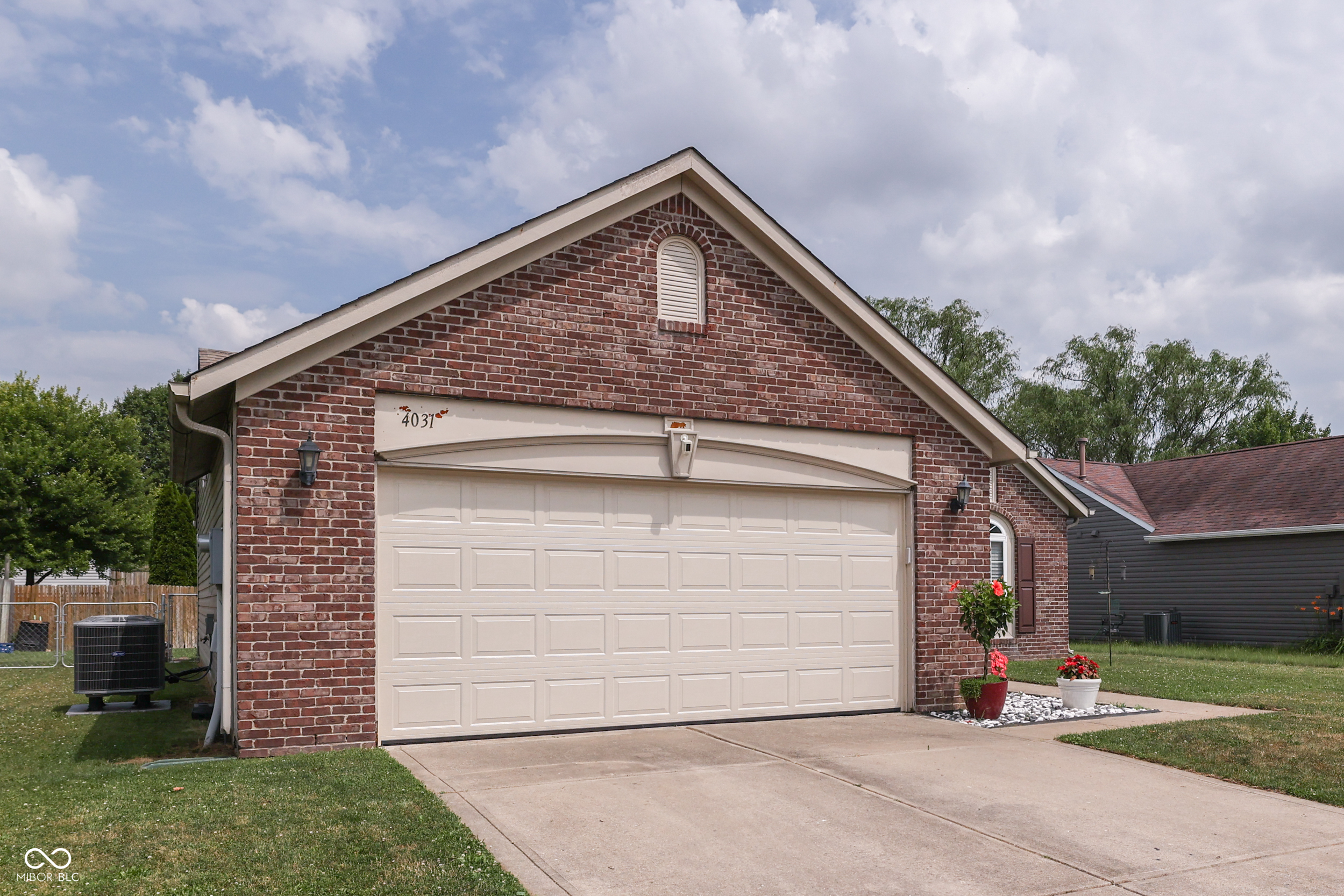 4031 Fairoaks Court