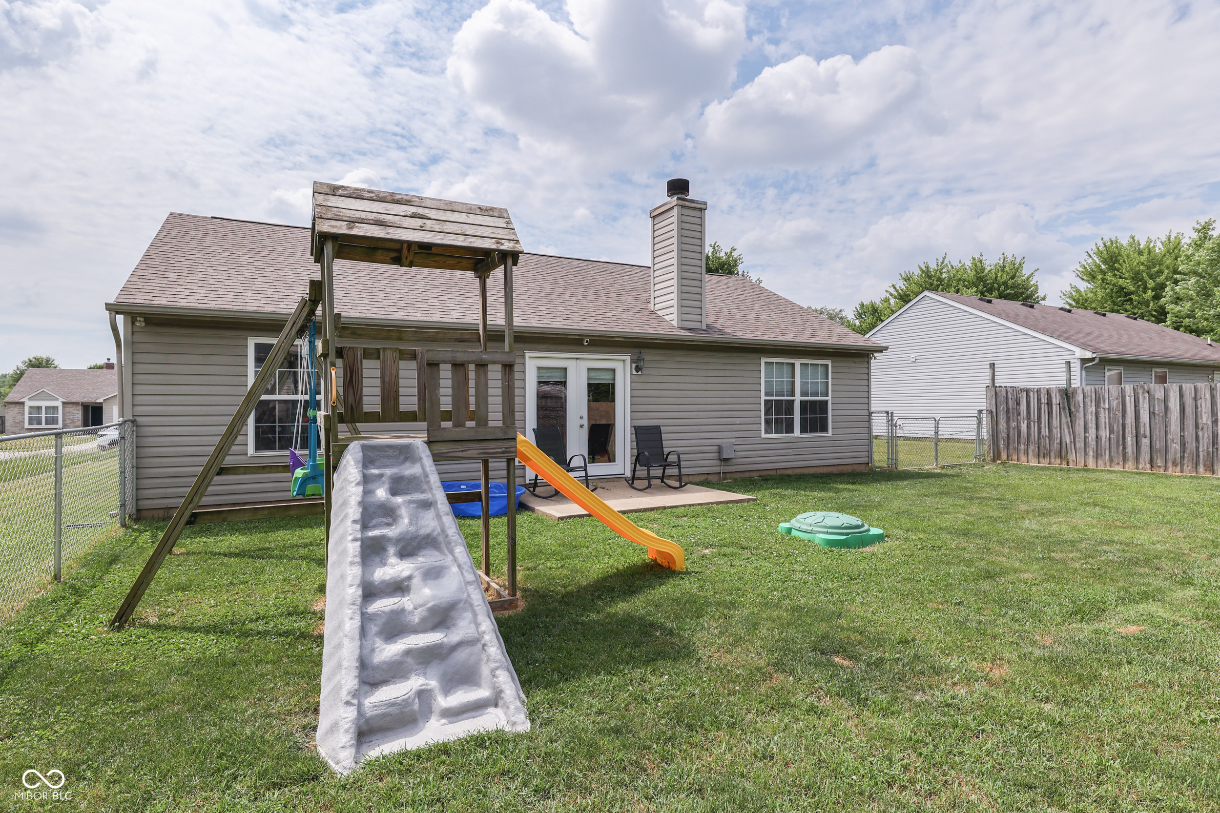 4031 Fairoaks Court