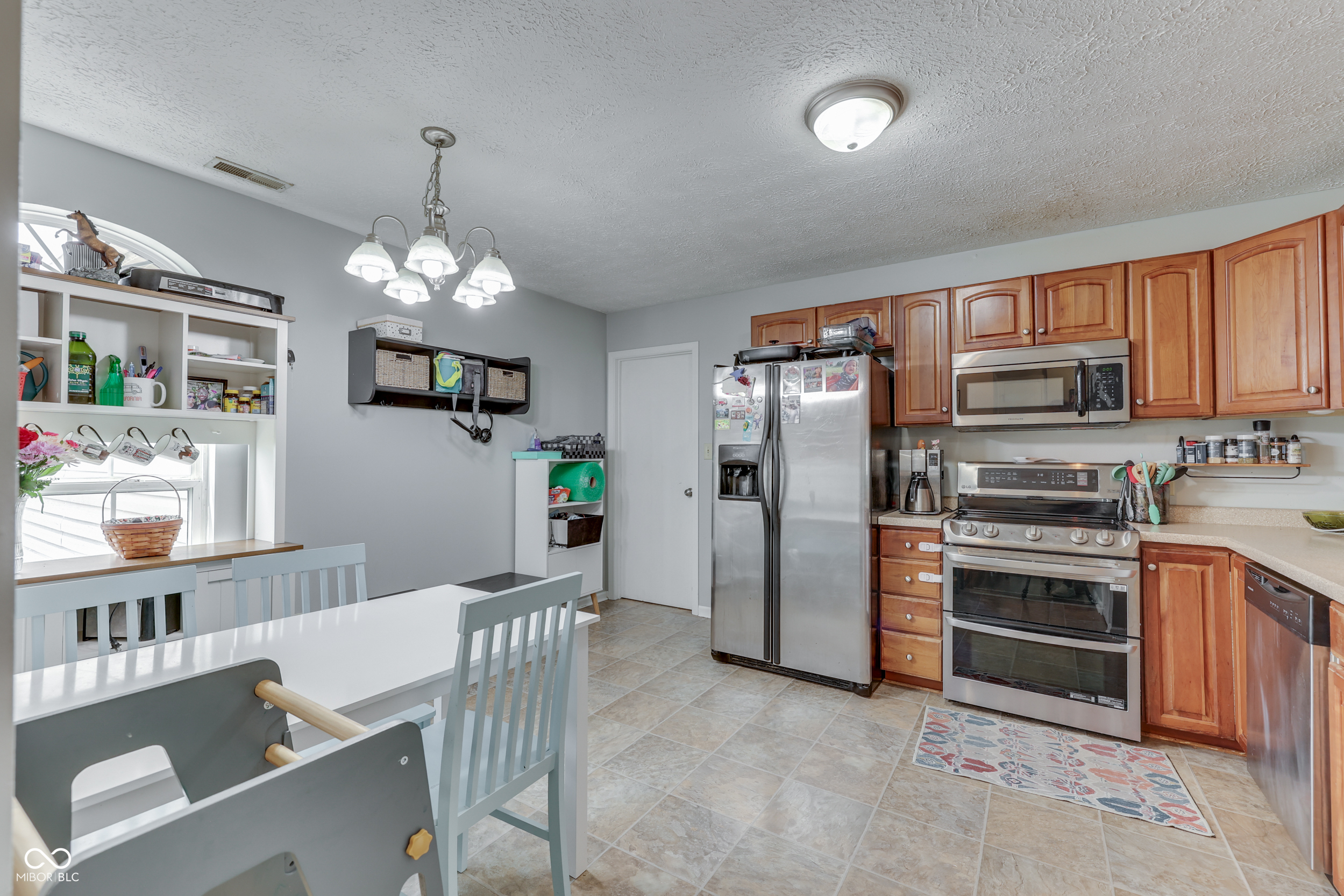 4031 Fairoaks Court