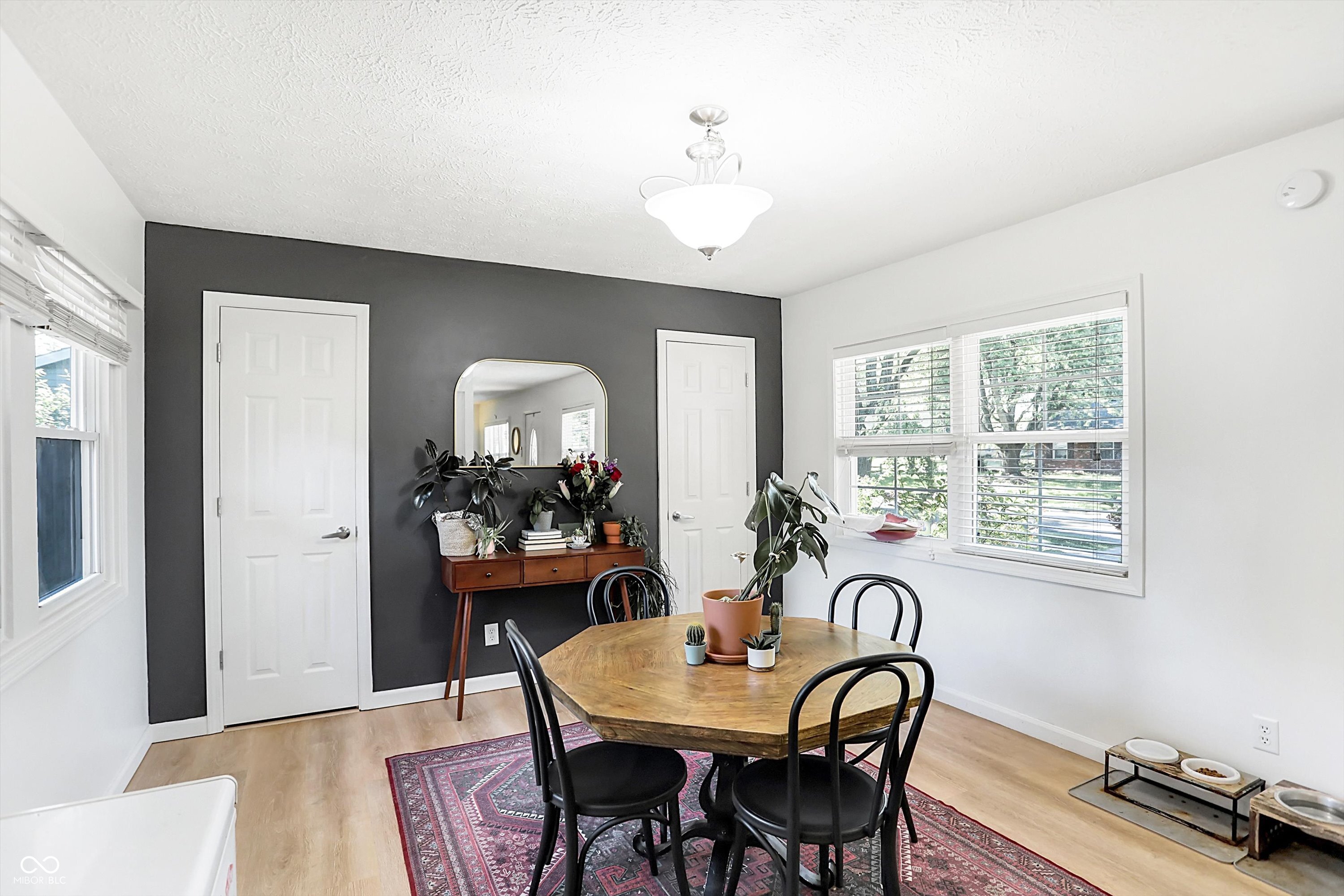 202 Brentwood Lane