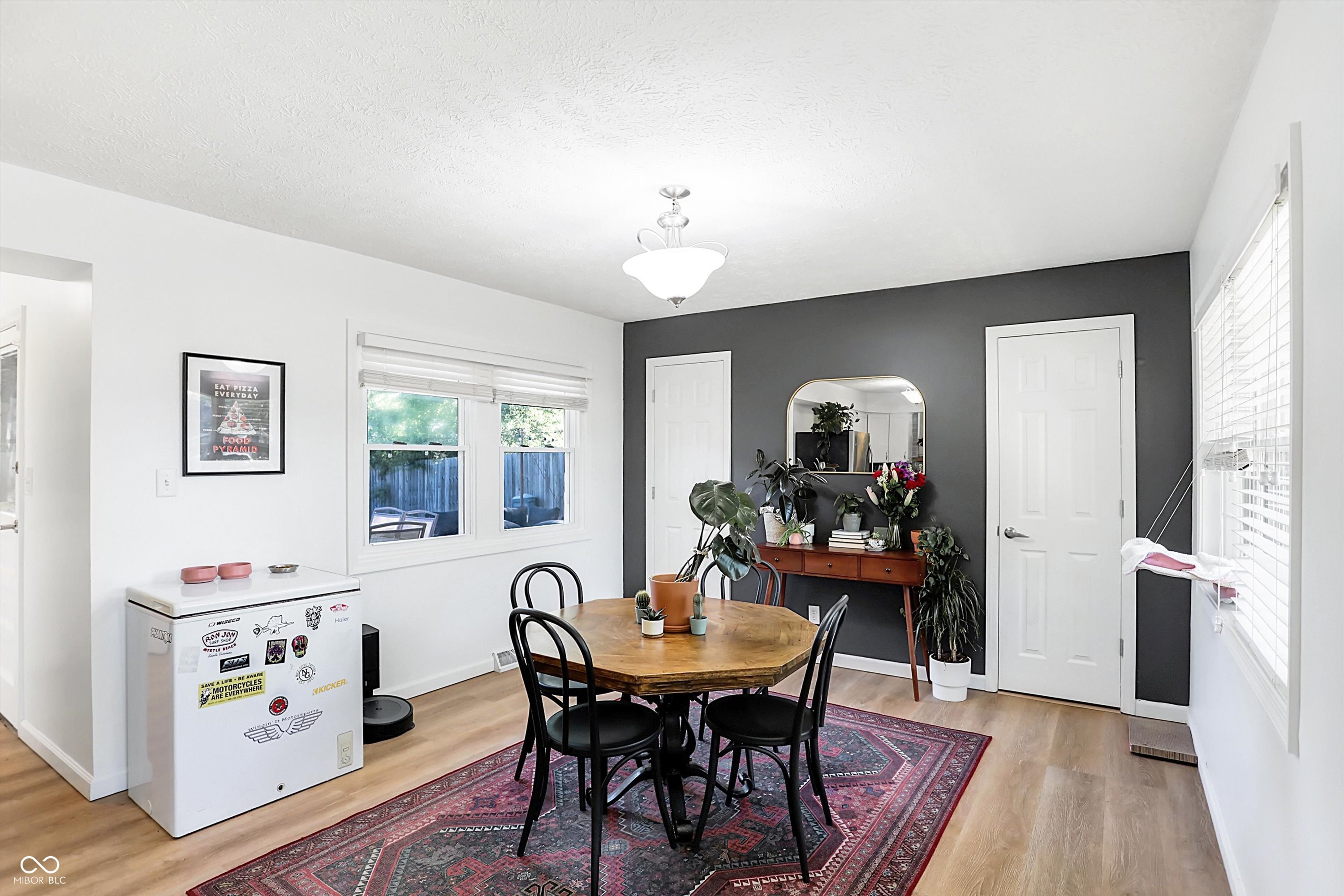 202 Brentwood Lane