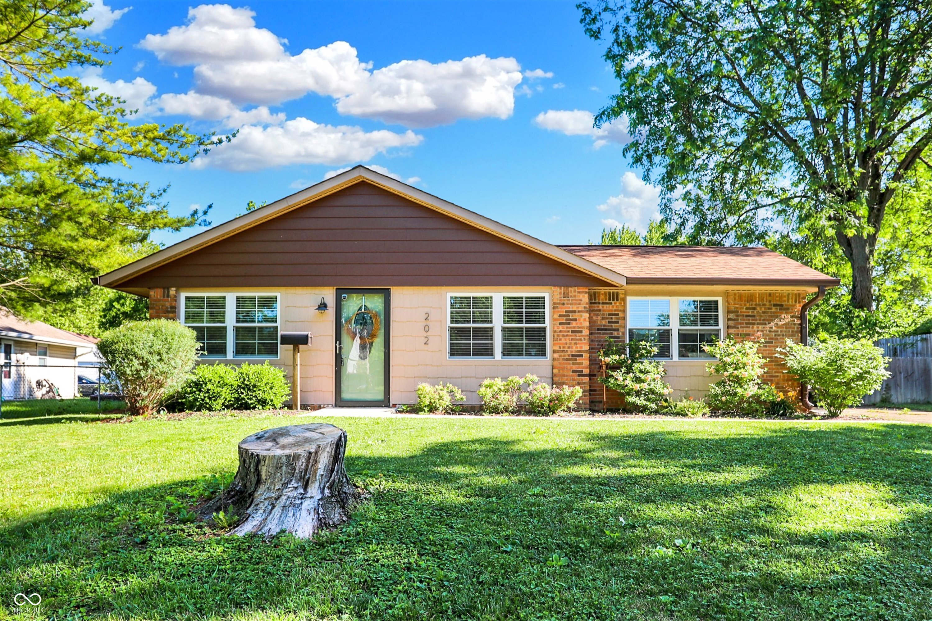 202 Brentwood Lane
