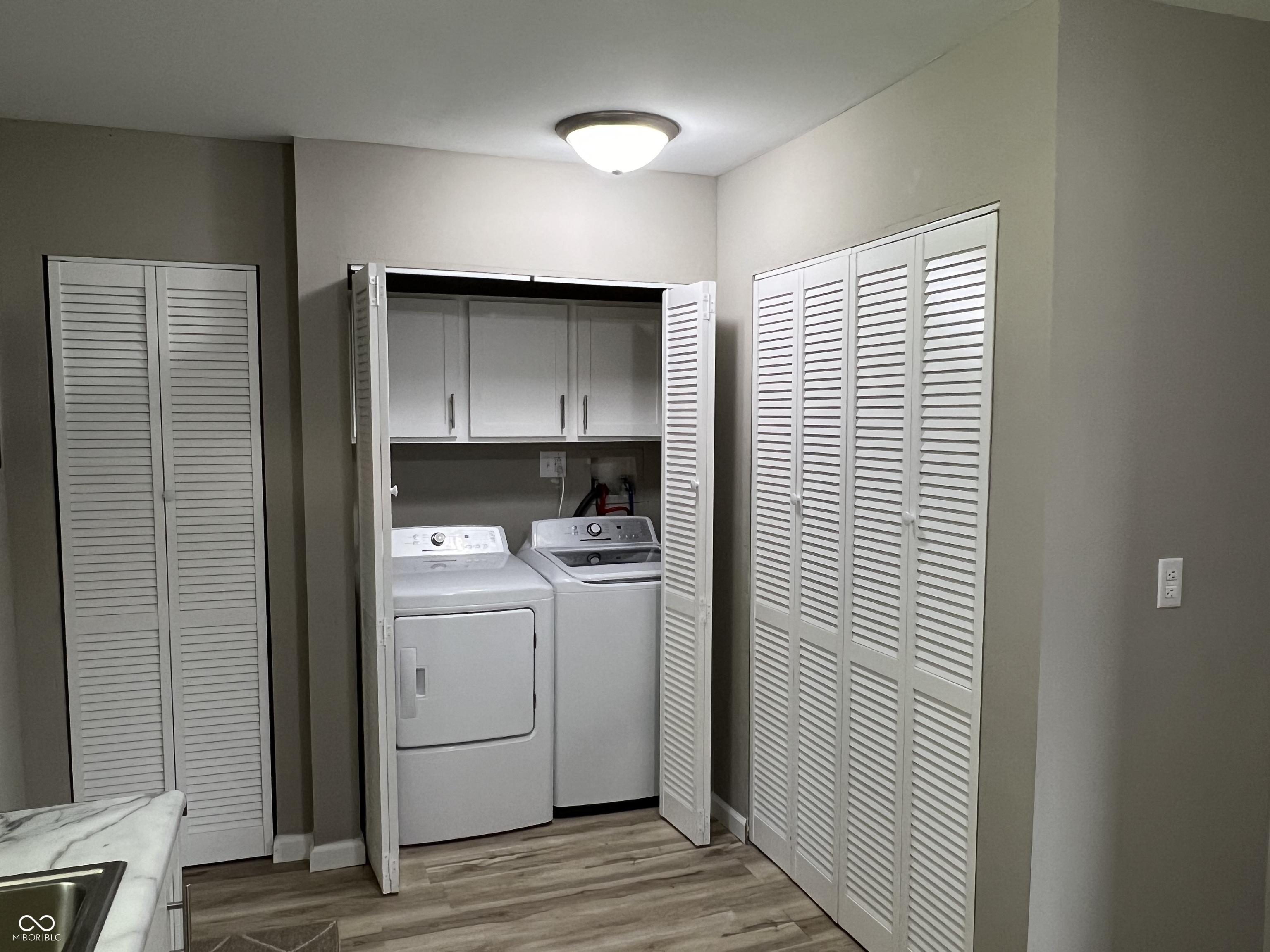 6063 Knollton Road