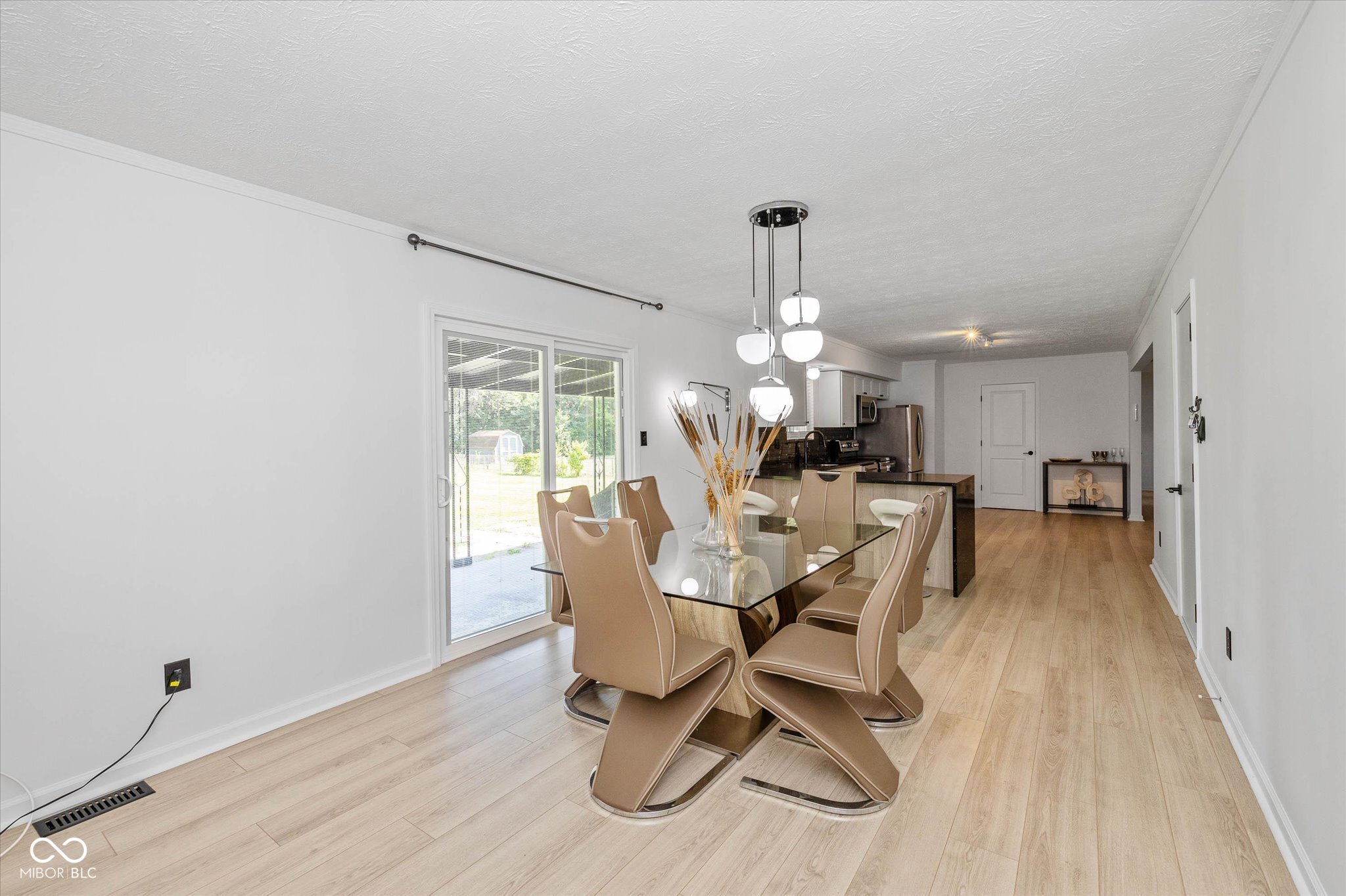 658 W 72nd Street