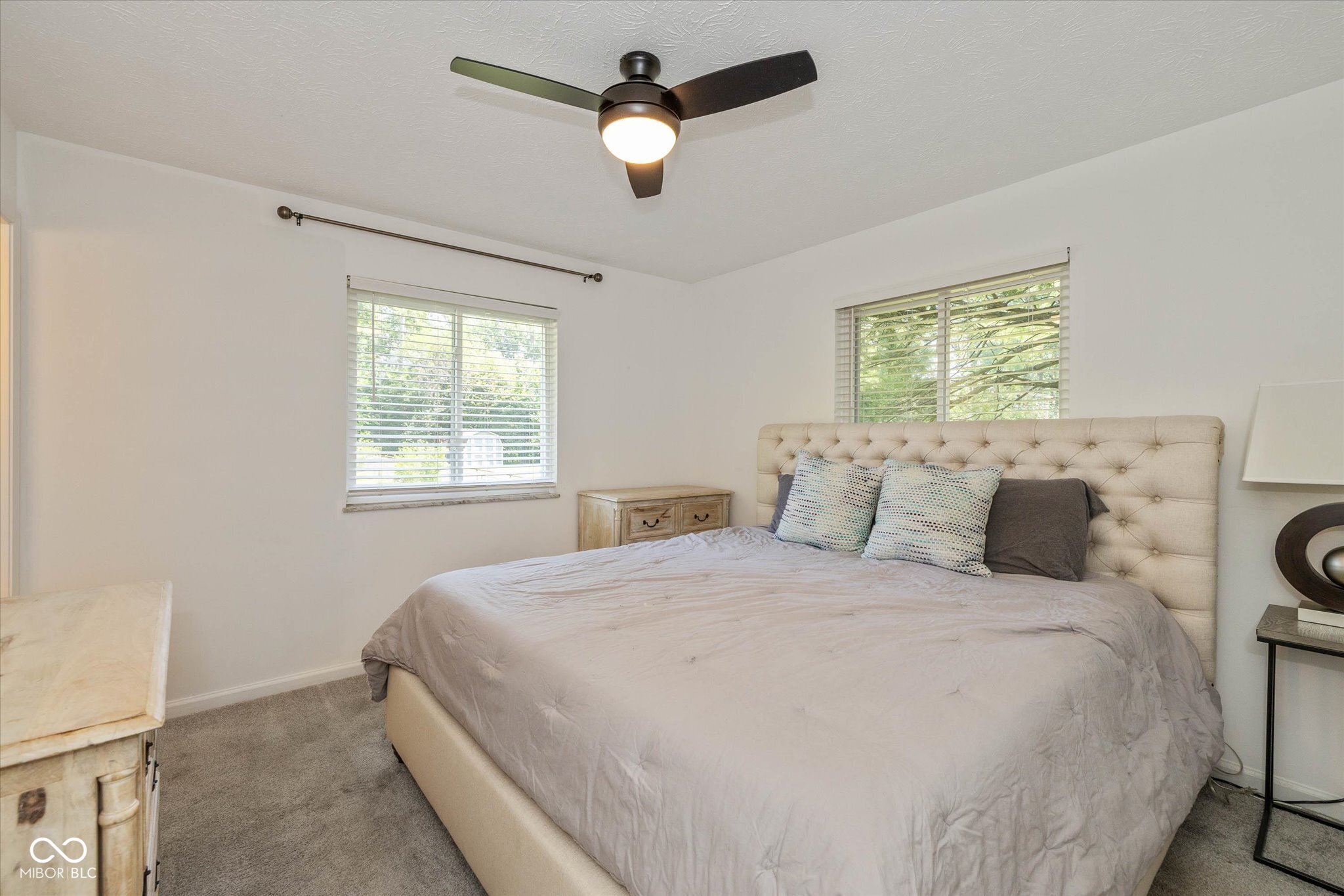 658 W 72nd Street