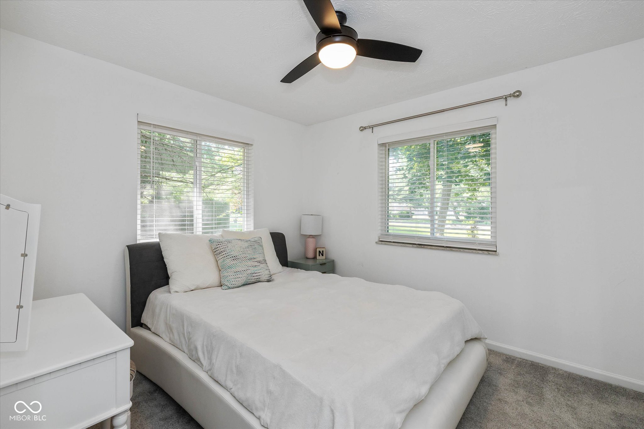 658 W 72nd Street
