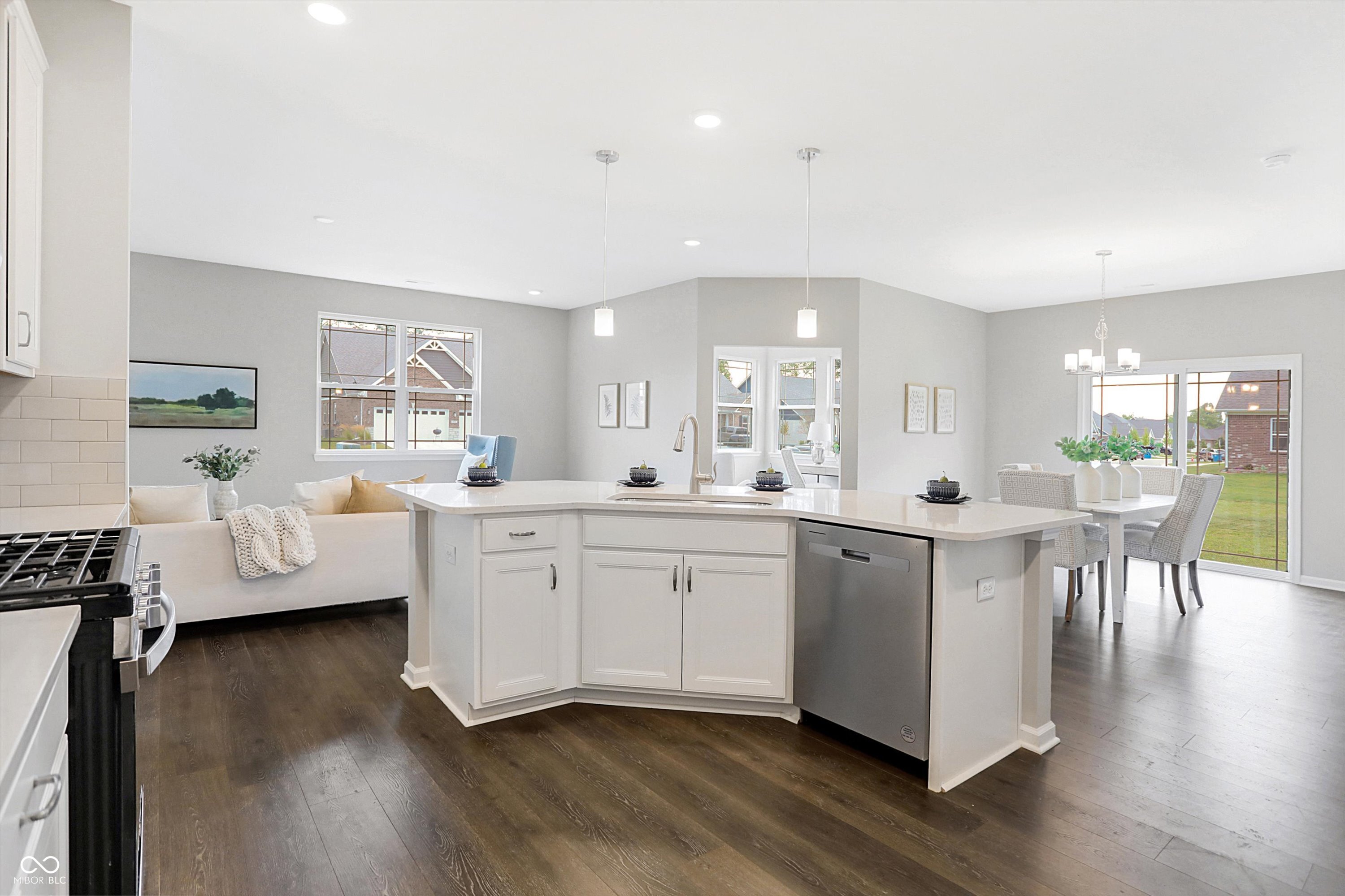 4795 W Williamsburg Pass