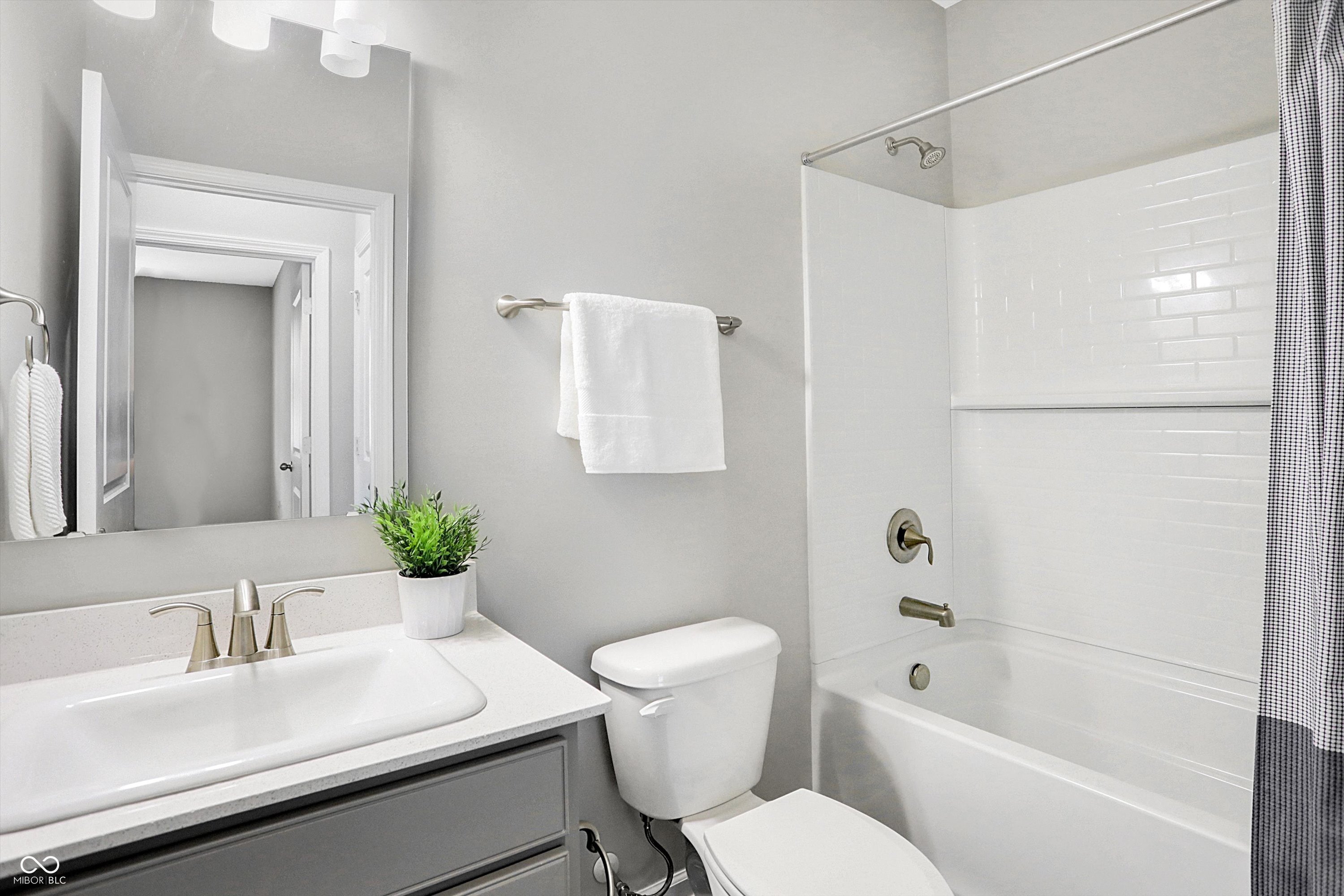 4795 W Williamsburg Pass