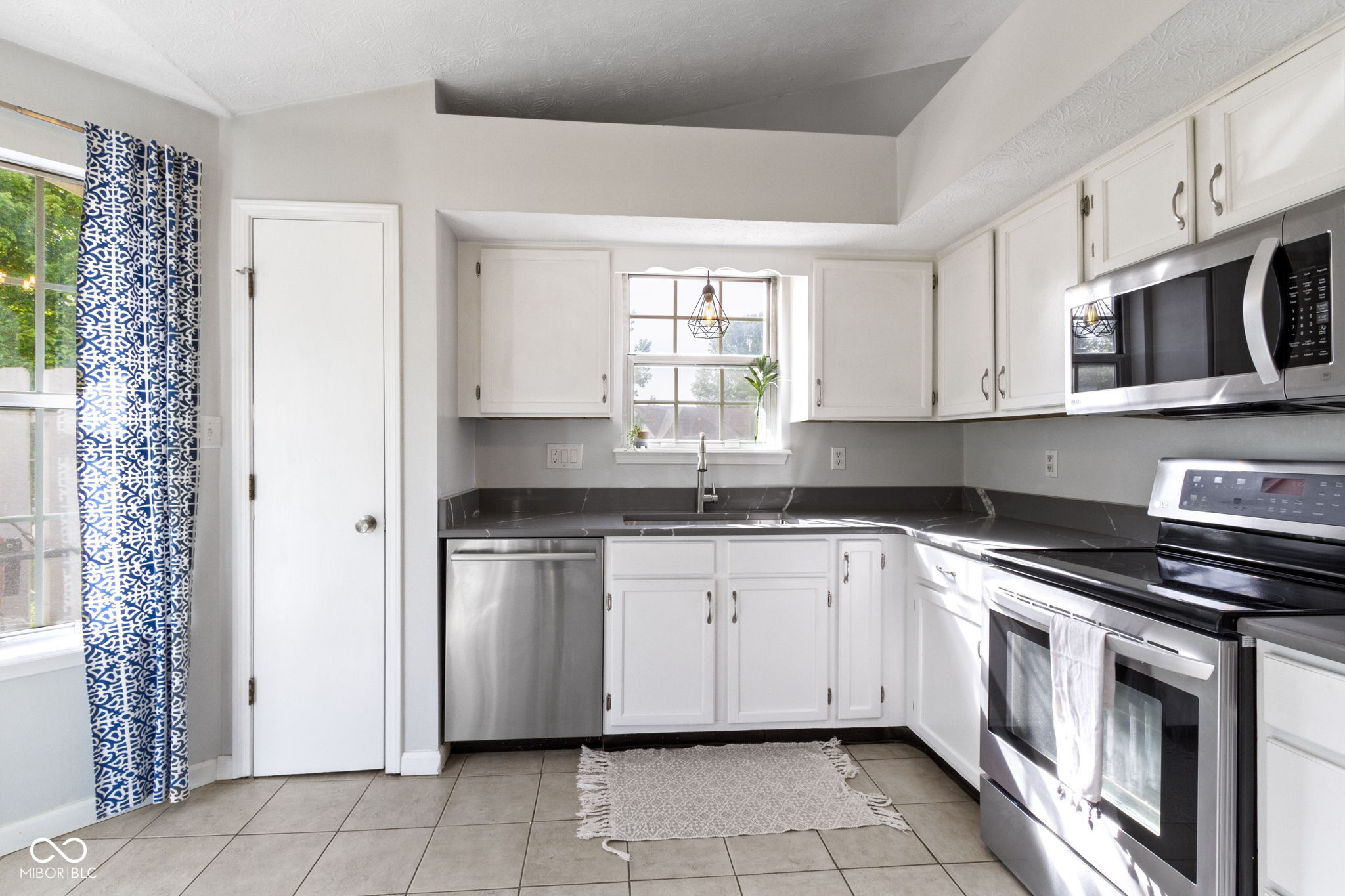 7012 Ringtail Court