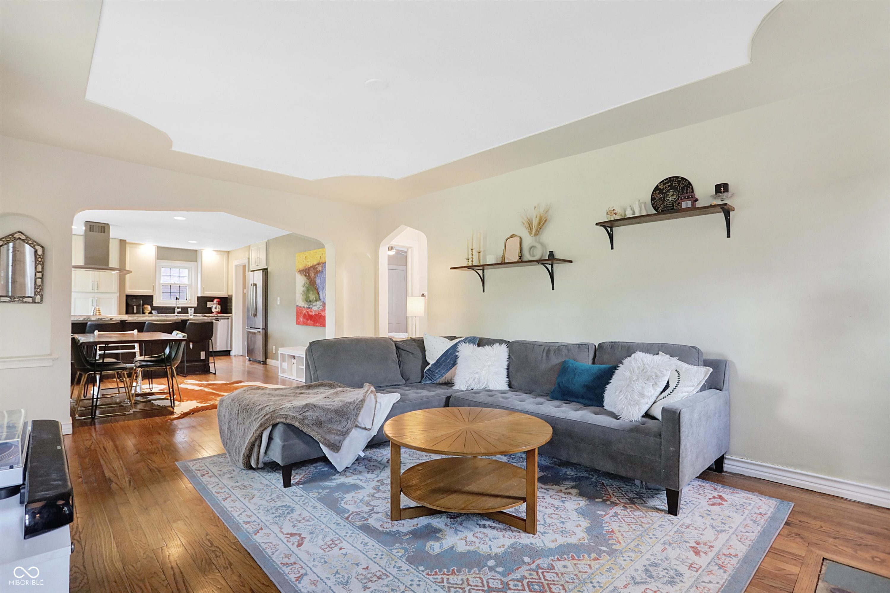 6465 Riverview Drive