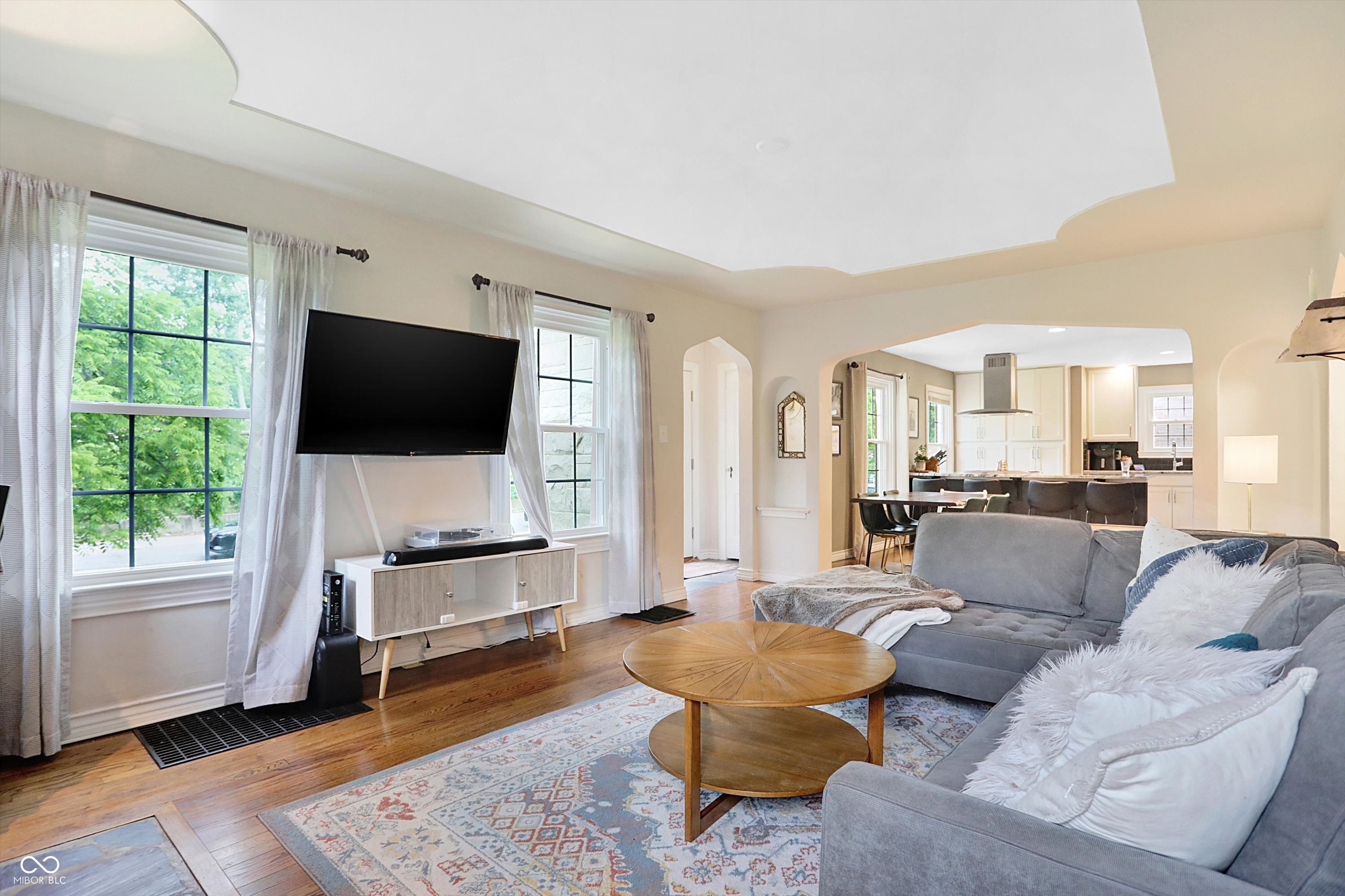 6465 Riverview Drive