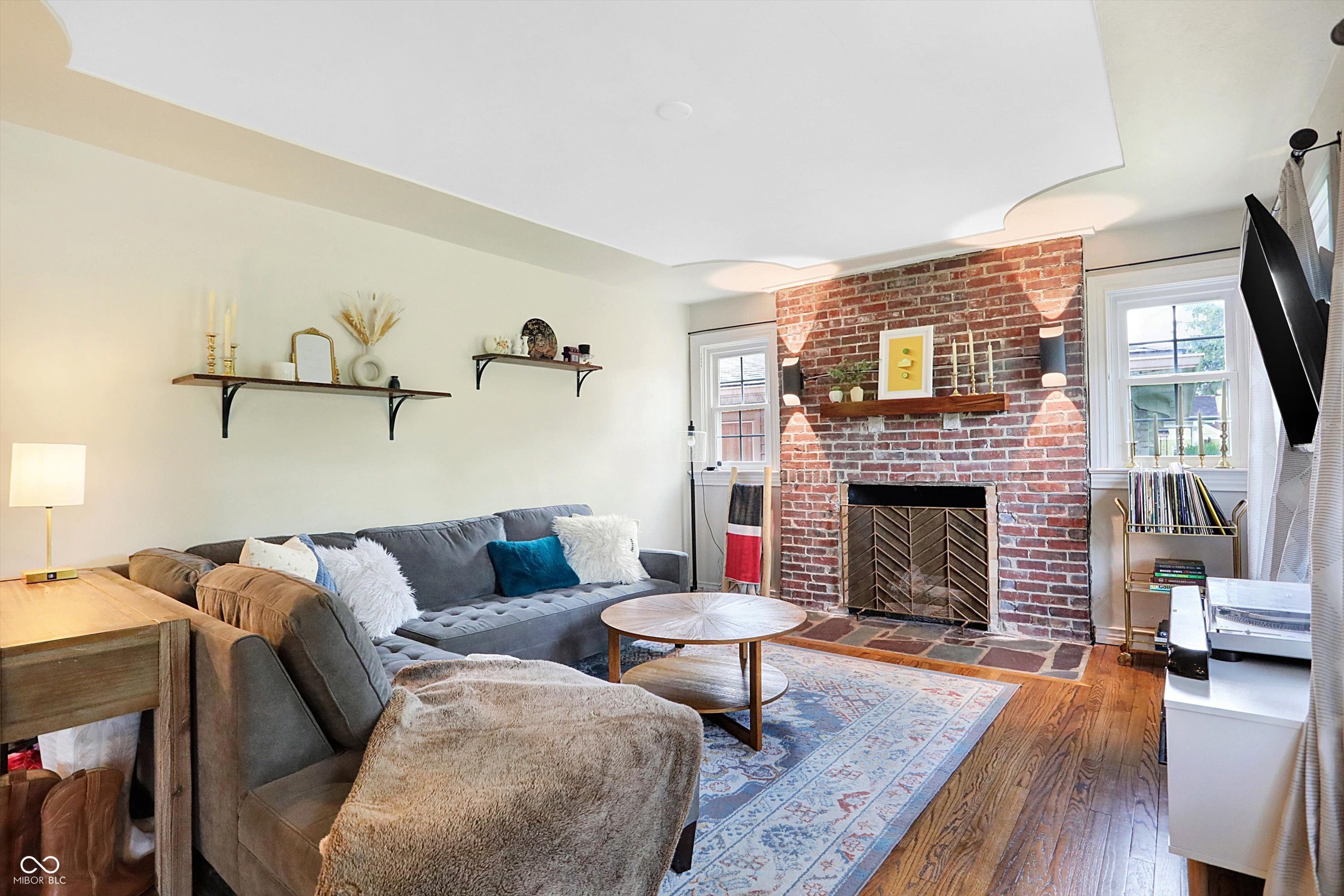 6465 Riverview Drive