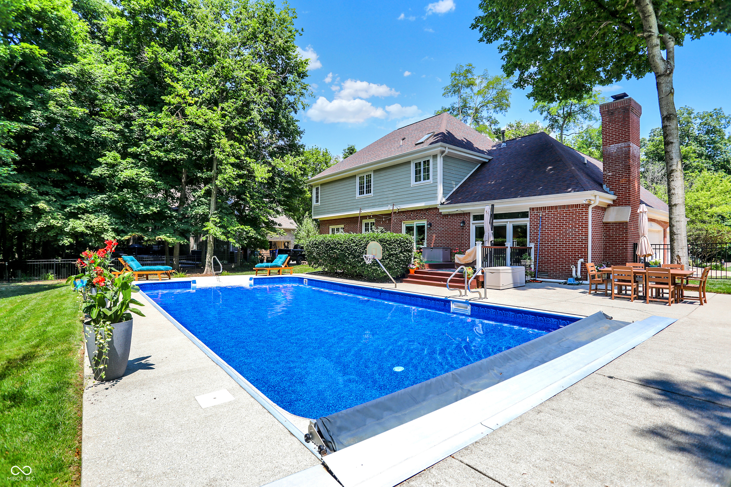 7382 Oakland Hills Court