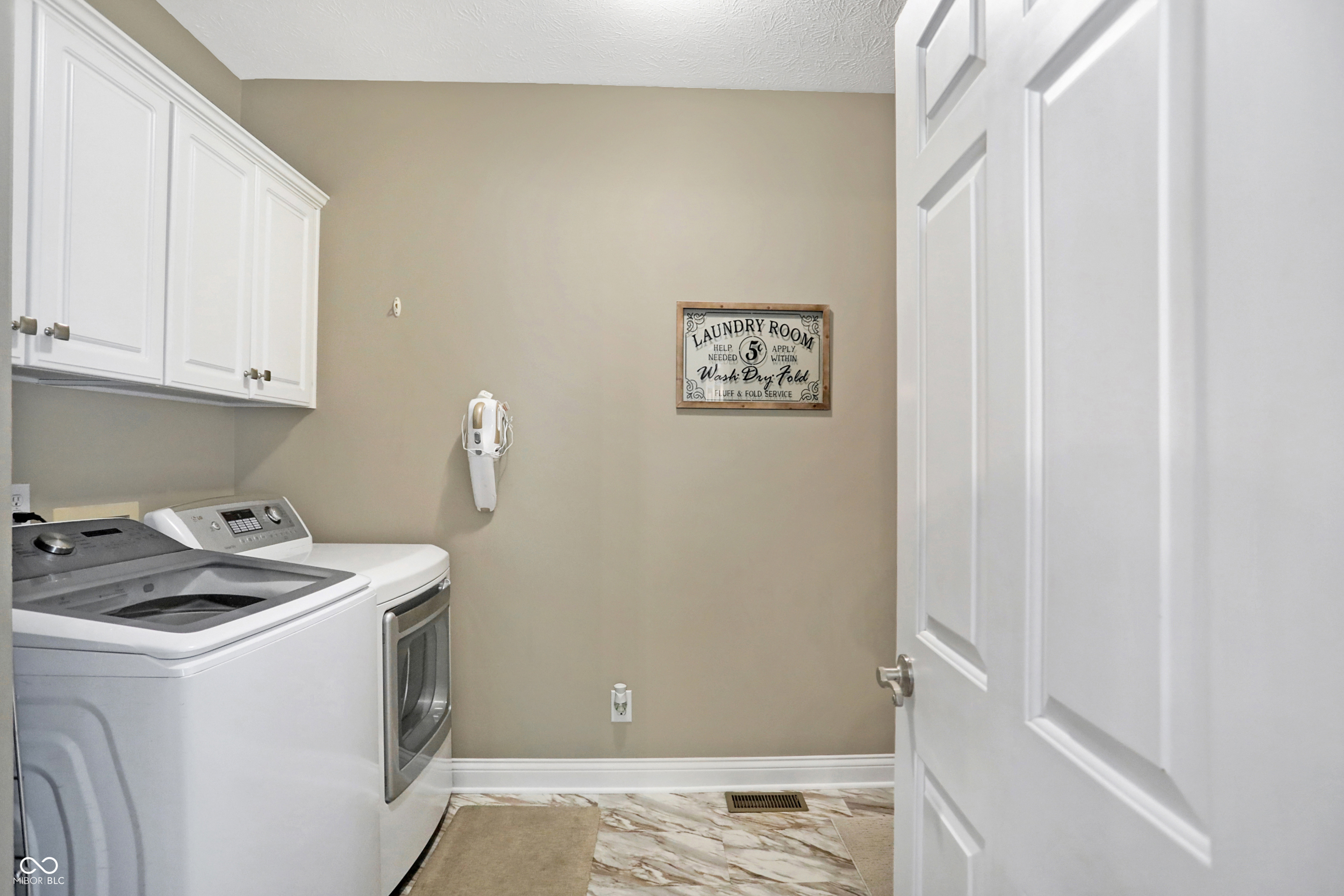 7382 Oakland Hills Court