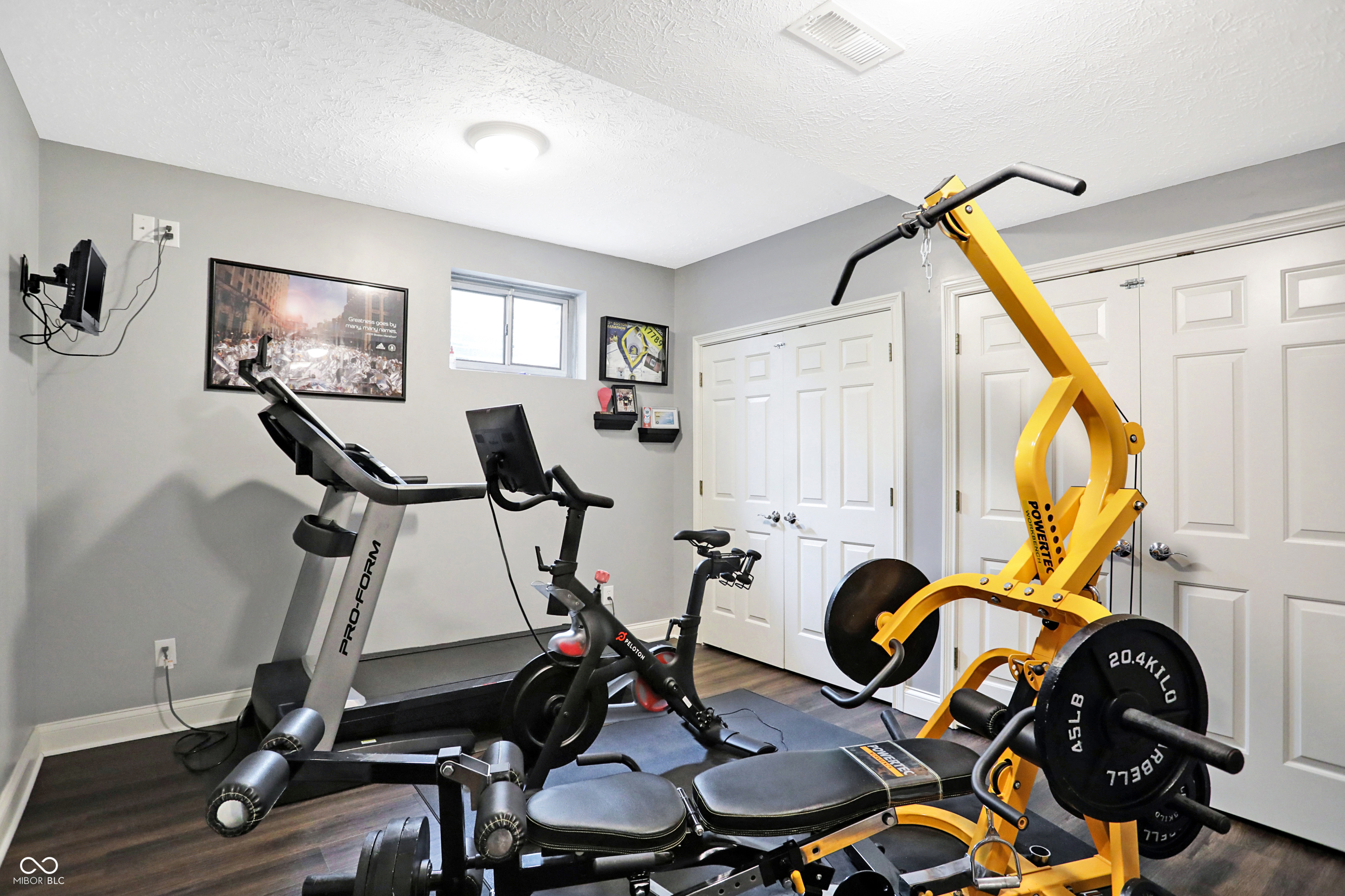 7382 Oakland Hills Court