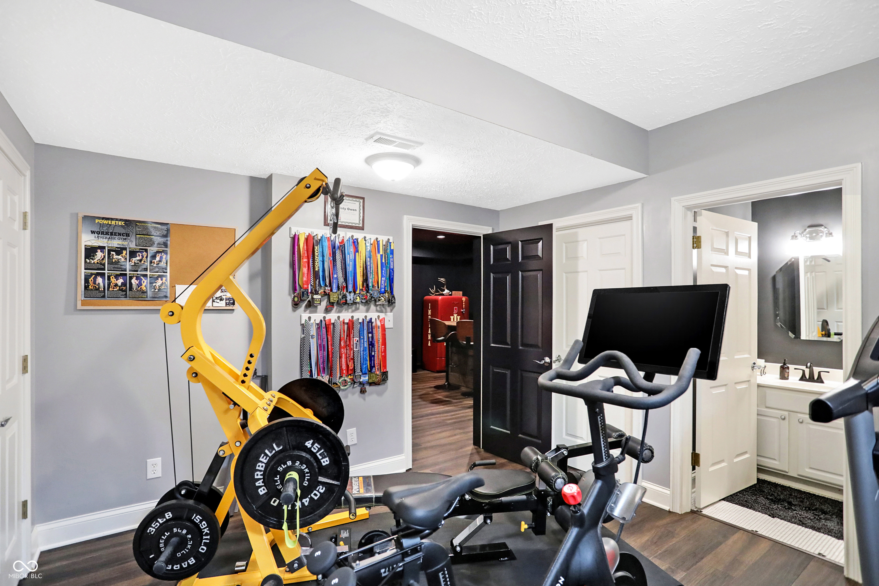 7382 Oakland Hills Court